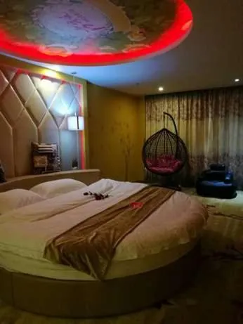 Bed in Thank Inn Chain Hotel Zhejiang Huzhou Changxing Town Qingfang City