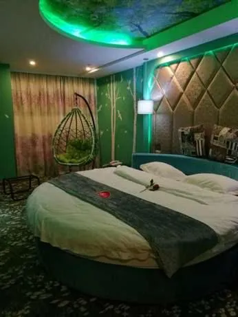 Bed in Thank Inn Chain Hotel Zhejiang Huzhou Changxing Town Qingfang City