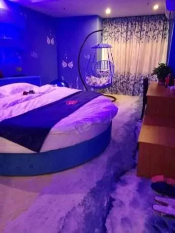 Bed in Thank Inn Chain Hotel Zhejiang Huzhou Changxing Town Qingfang City