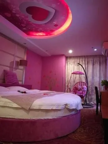 Bed in Thank Inn Chain Hotel Zhejiang Huzhou Changxing Town Qingfang City