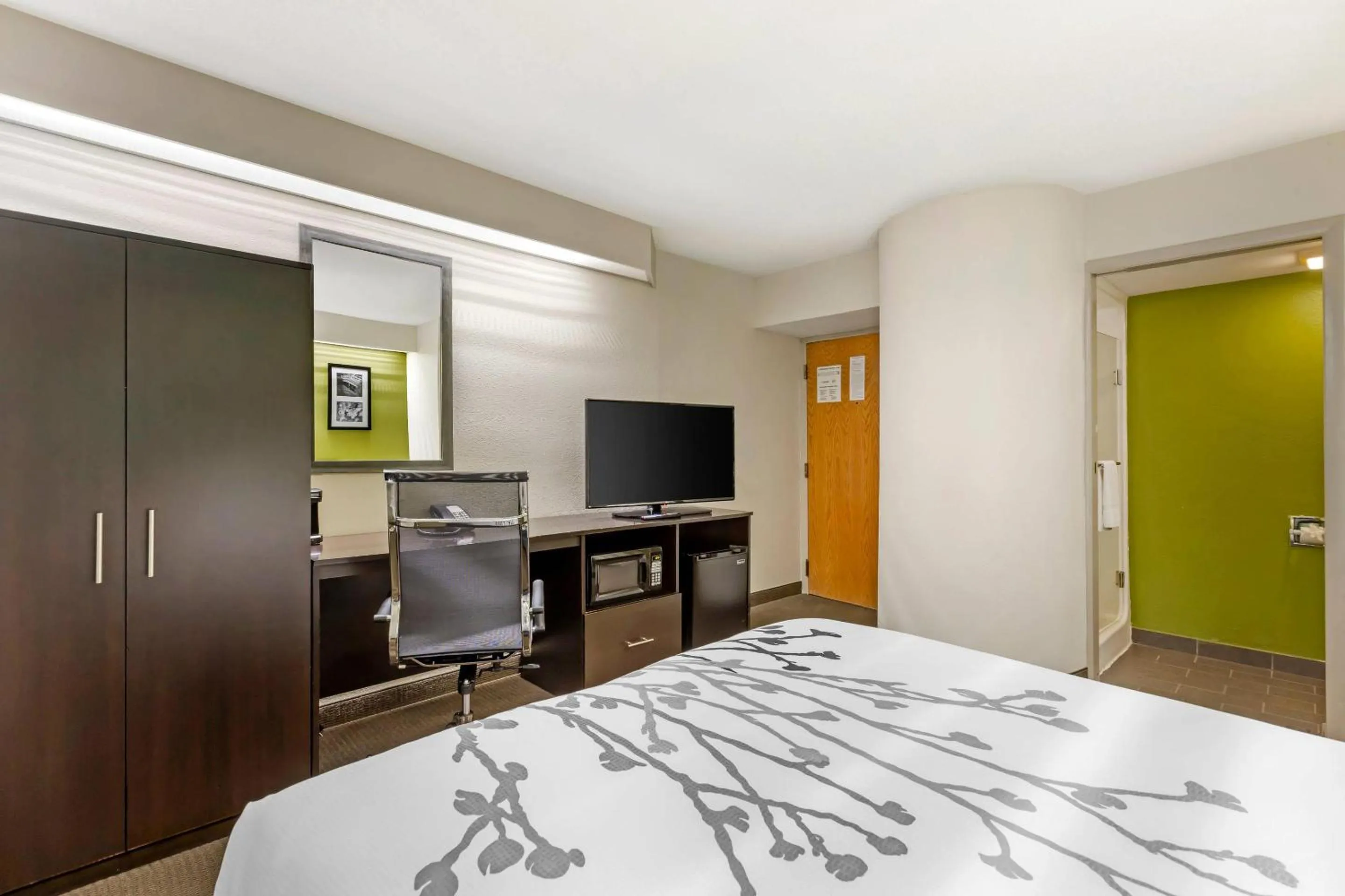 Bedroom, Bed in Sleep Inn at Greenville Convention Center