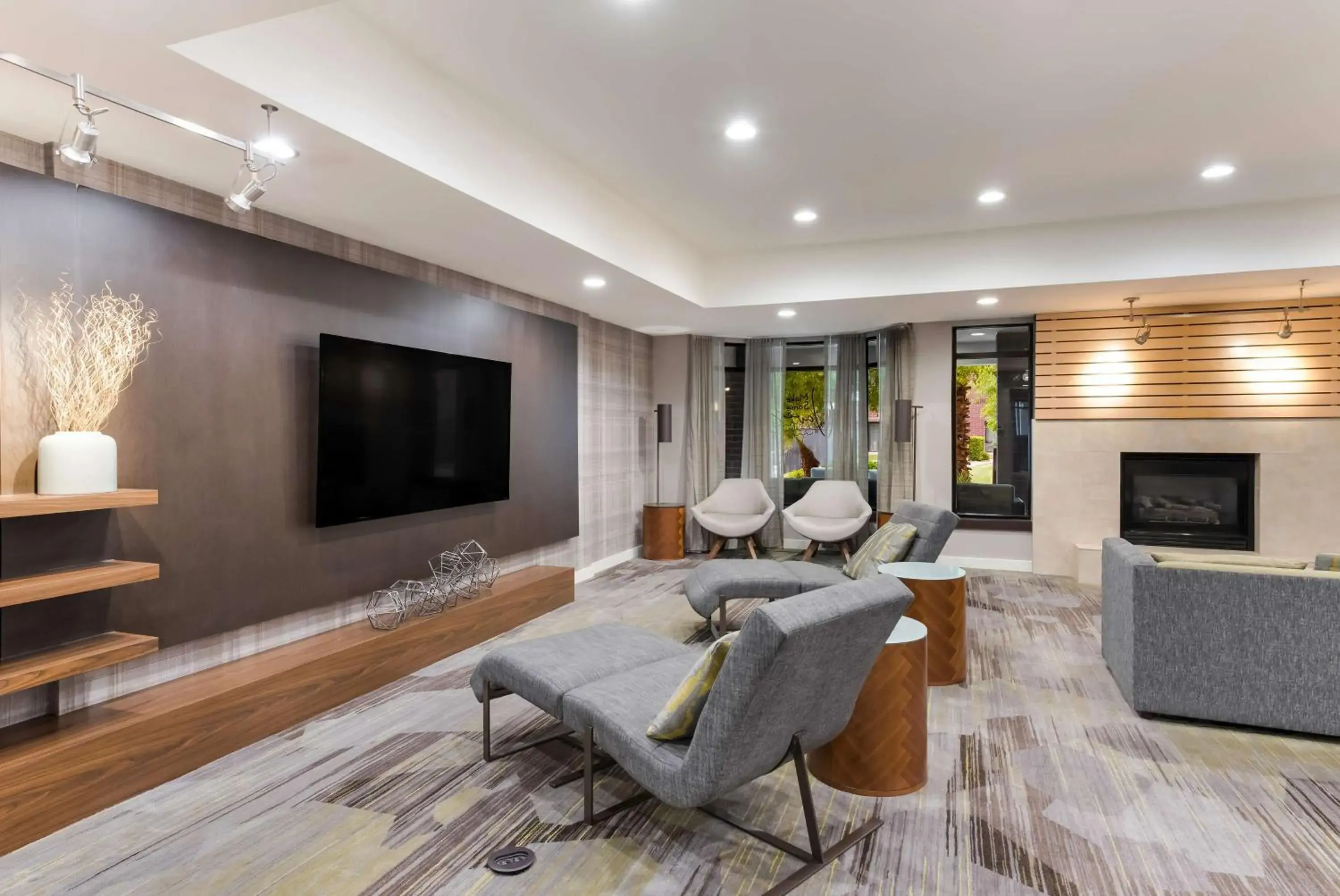 Lobby or reception in Sonesta Select Tempe Downtown Lobby or reception in Sonesta Select Tempe Downtown