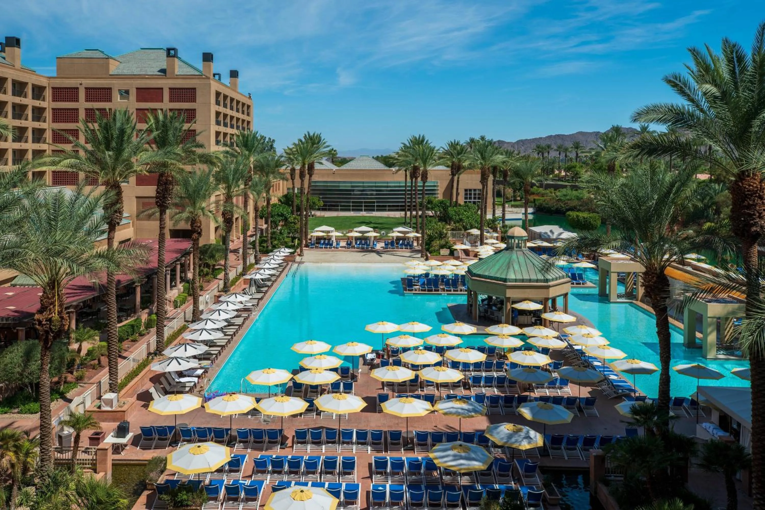 Swimming pool in Renaissance Esmeralda Resort & Spa, Indian Wells