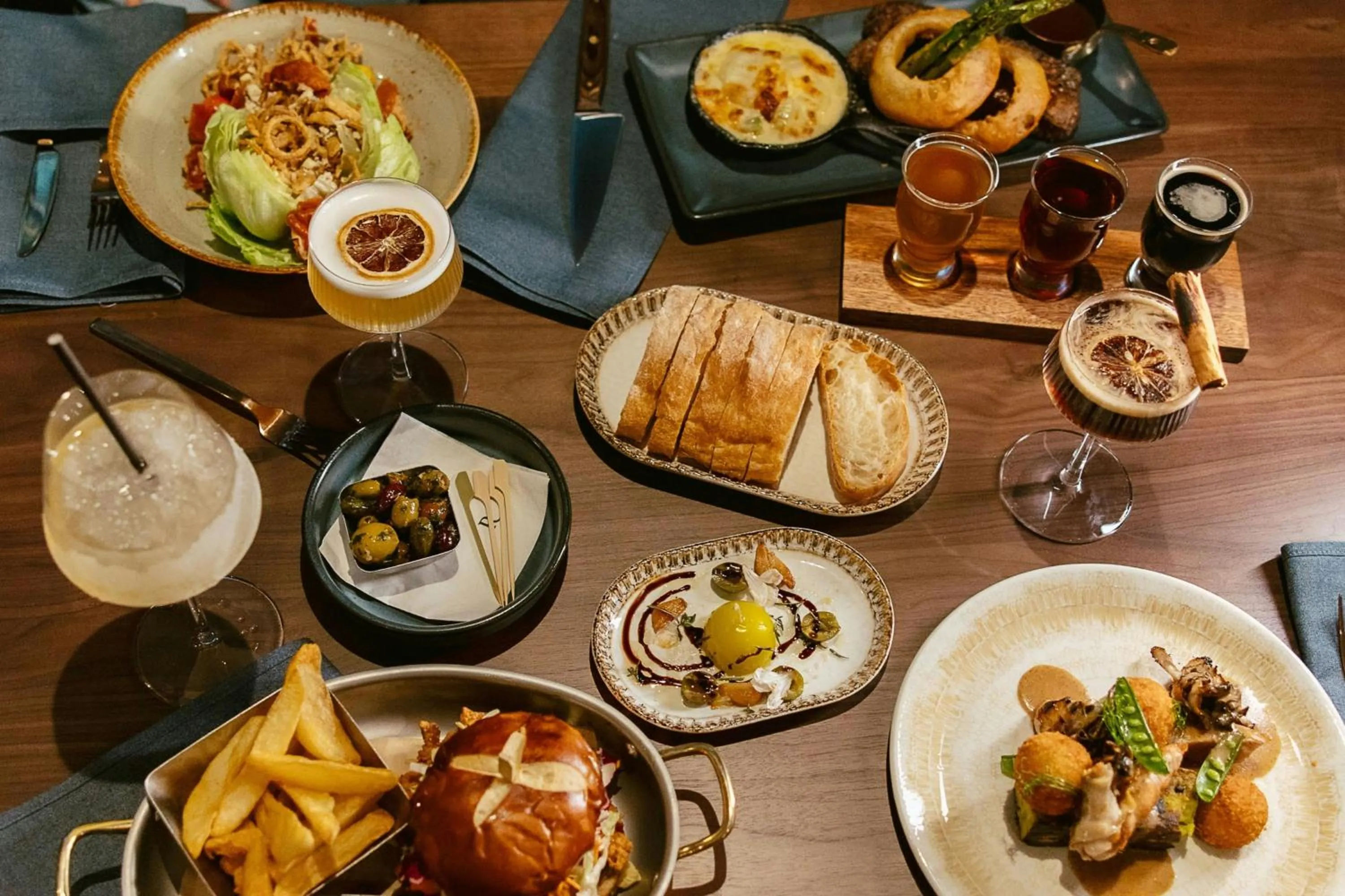 Restaurant/places to eat in Renaissance Esmeralda Resort & Spa, Indian Wells