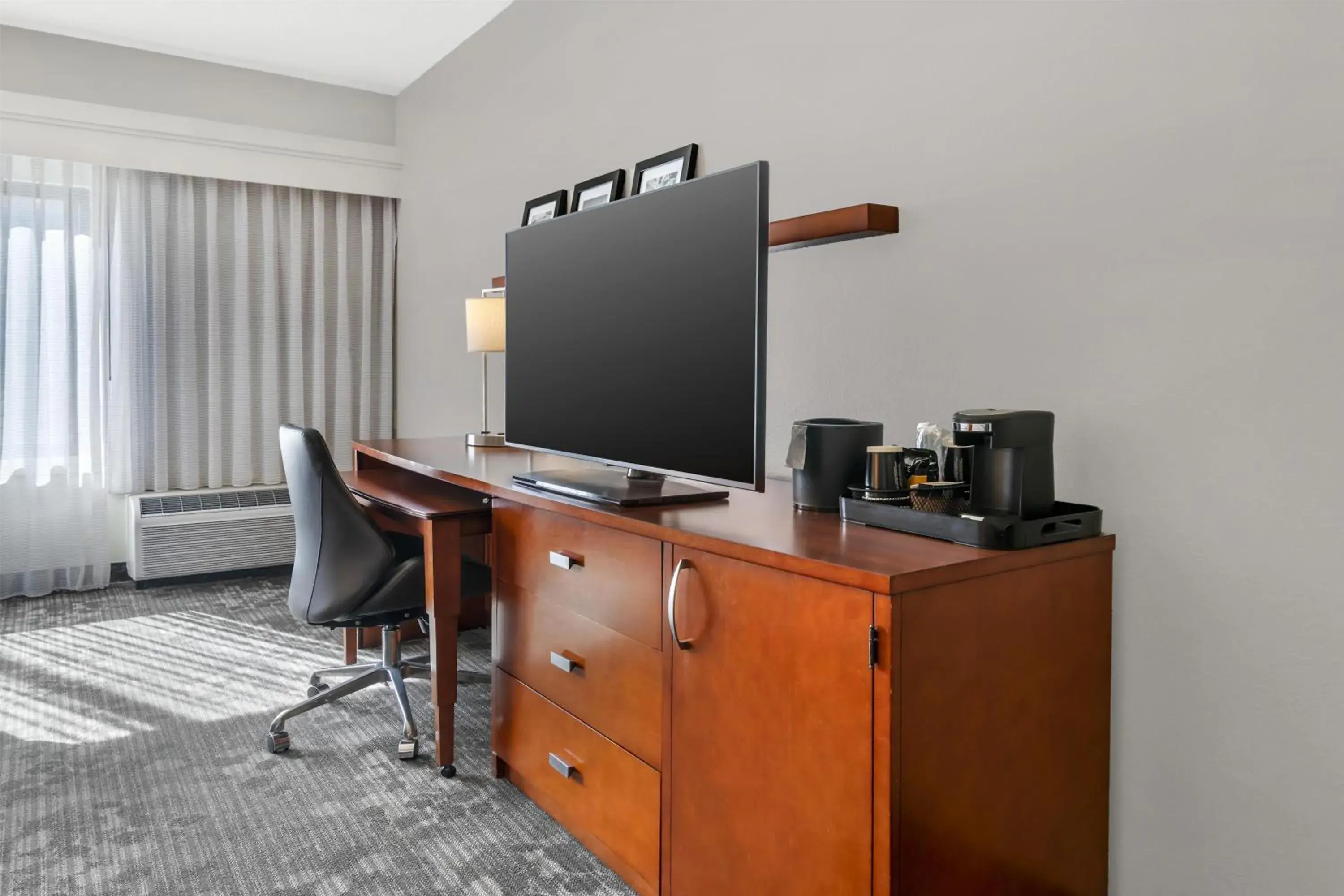 Deluxe Two Doubles - Hearing Accessible in Sonesta Select Newport Middletown Deluxe Two Doubles - Hearing Accessible in Sonesta Select Newport Middletown