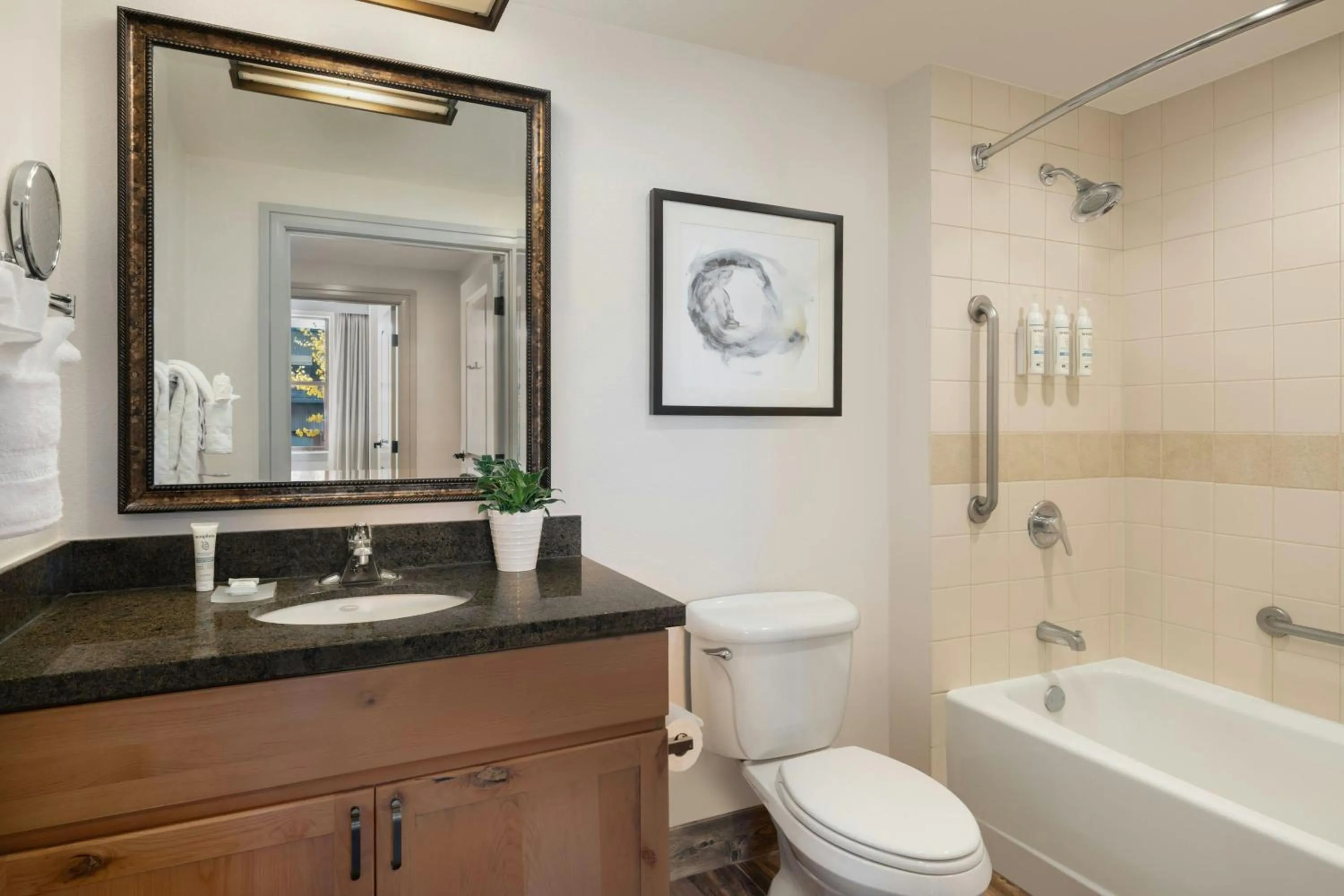 Bathroom in Marriott's Timber Lodge