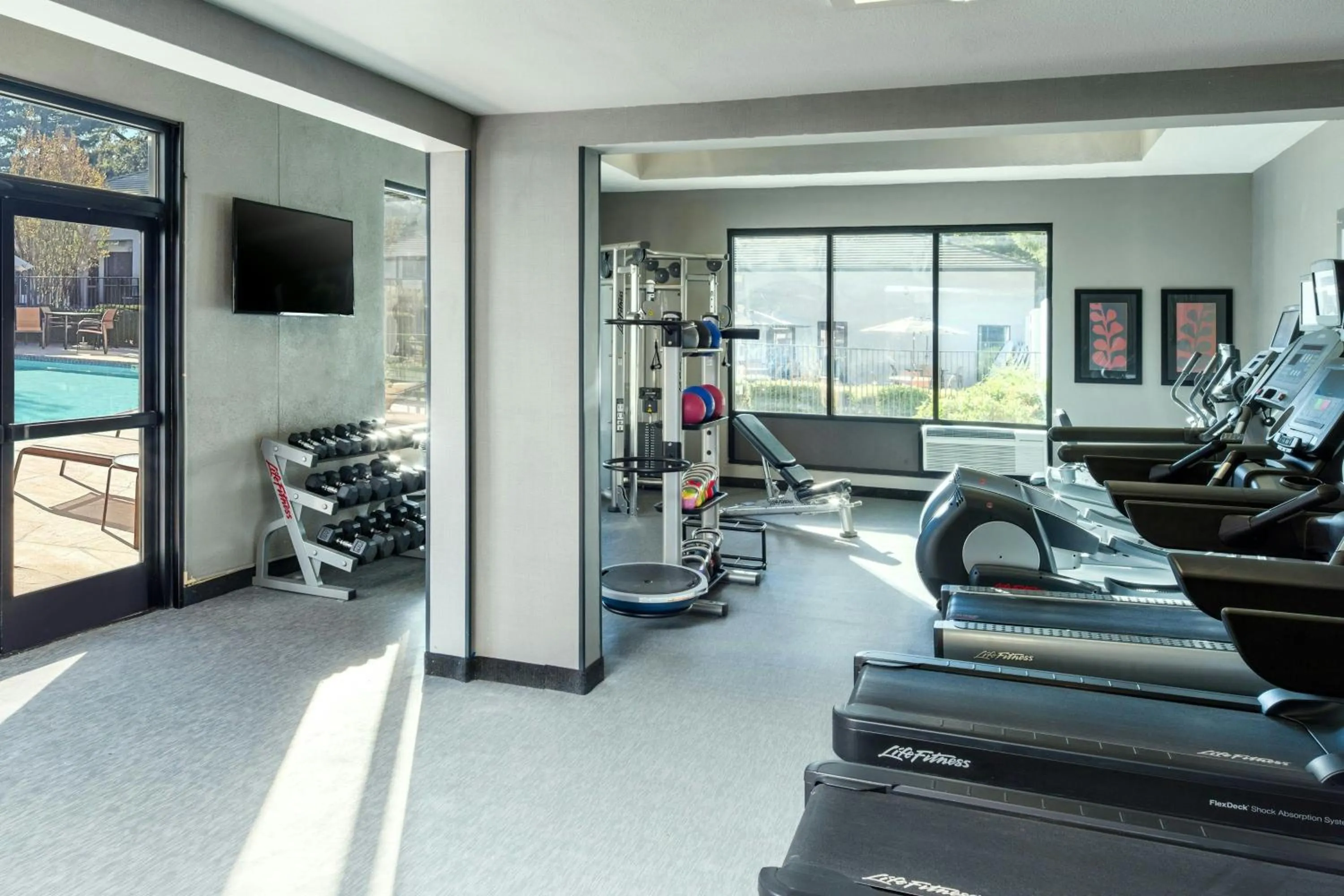 Fitness centre/facilities in Courtyard Sacramento Airport Natomas