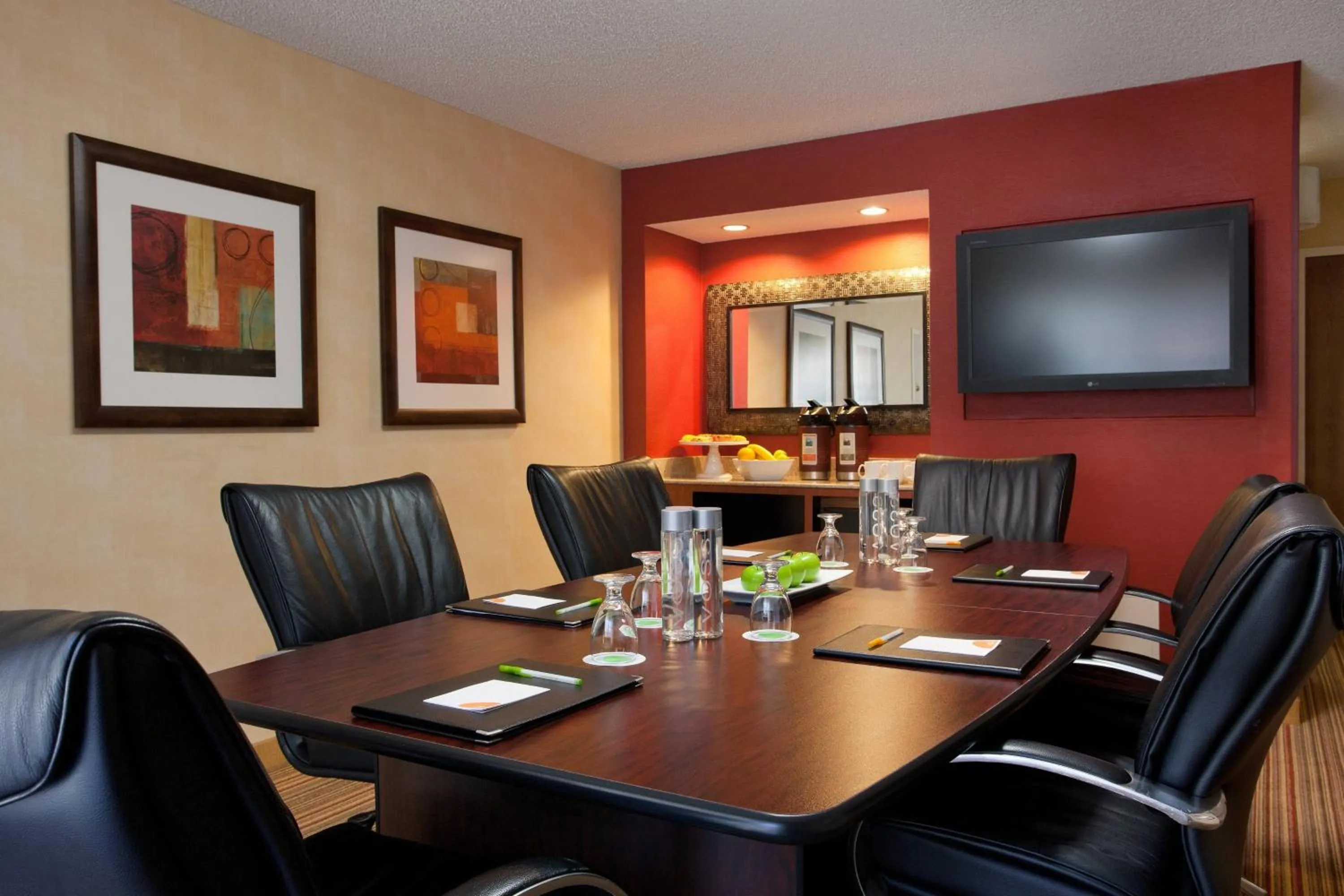 Meeting/conference room in Courtyard Sacramento Airport Natomas