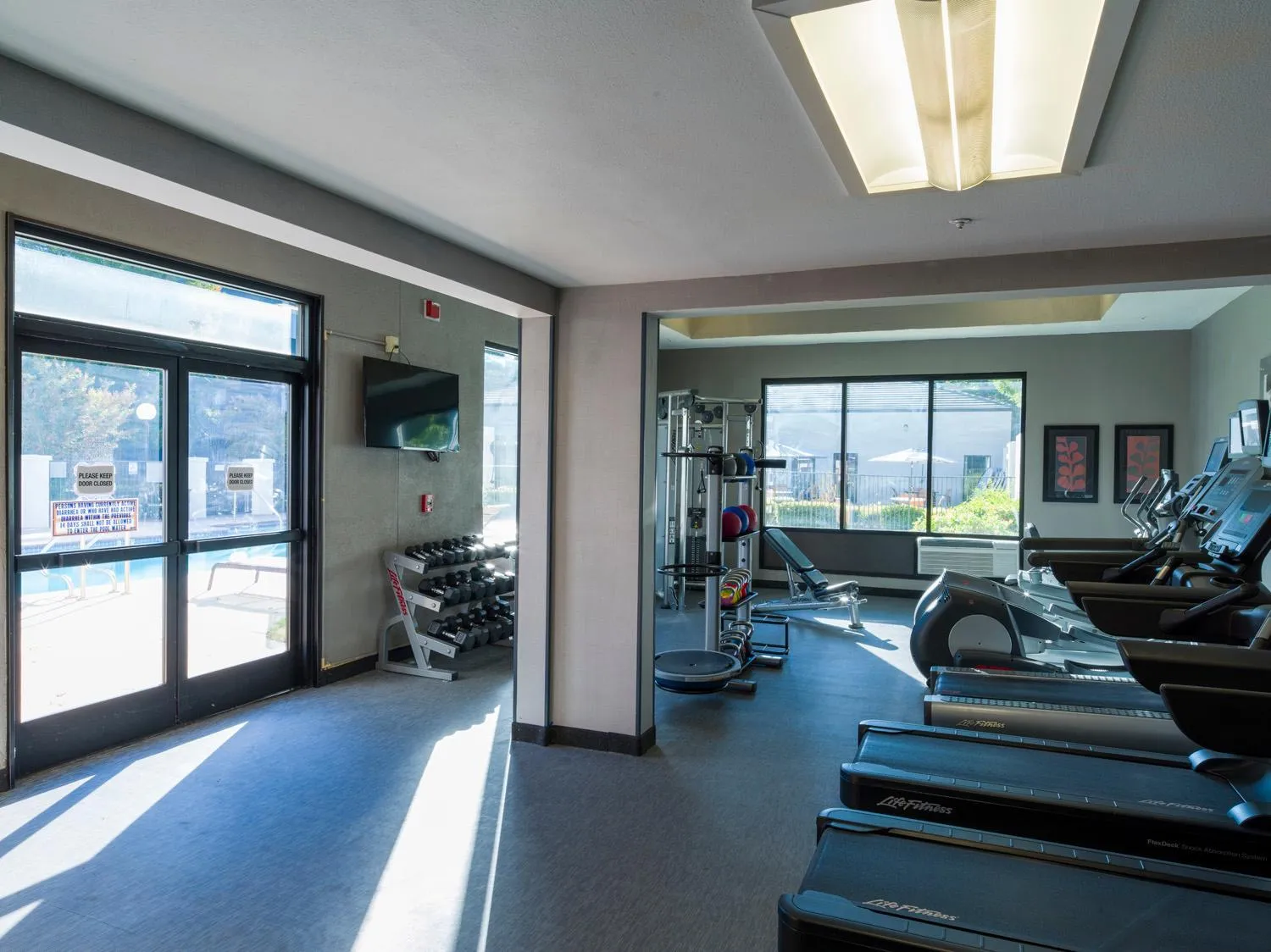 Fitness centre/facilities in Courtyard Sacramento Airport Natomas