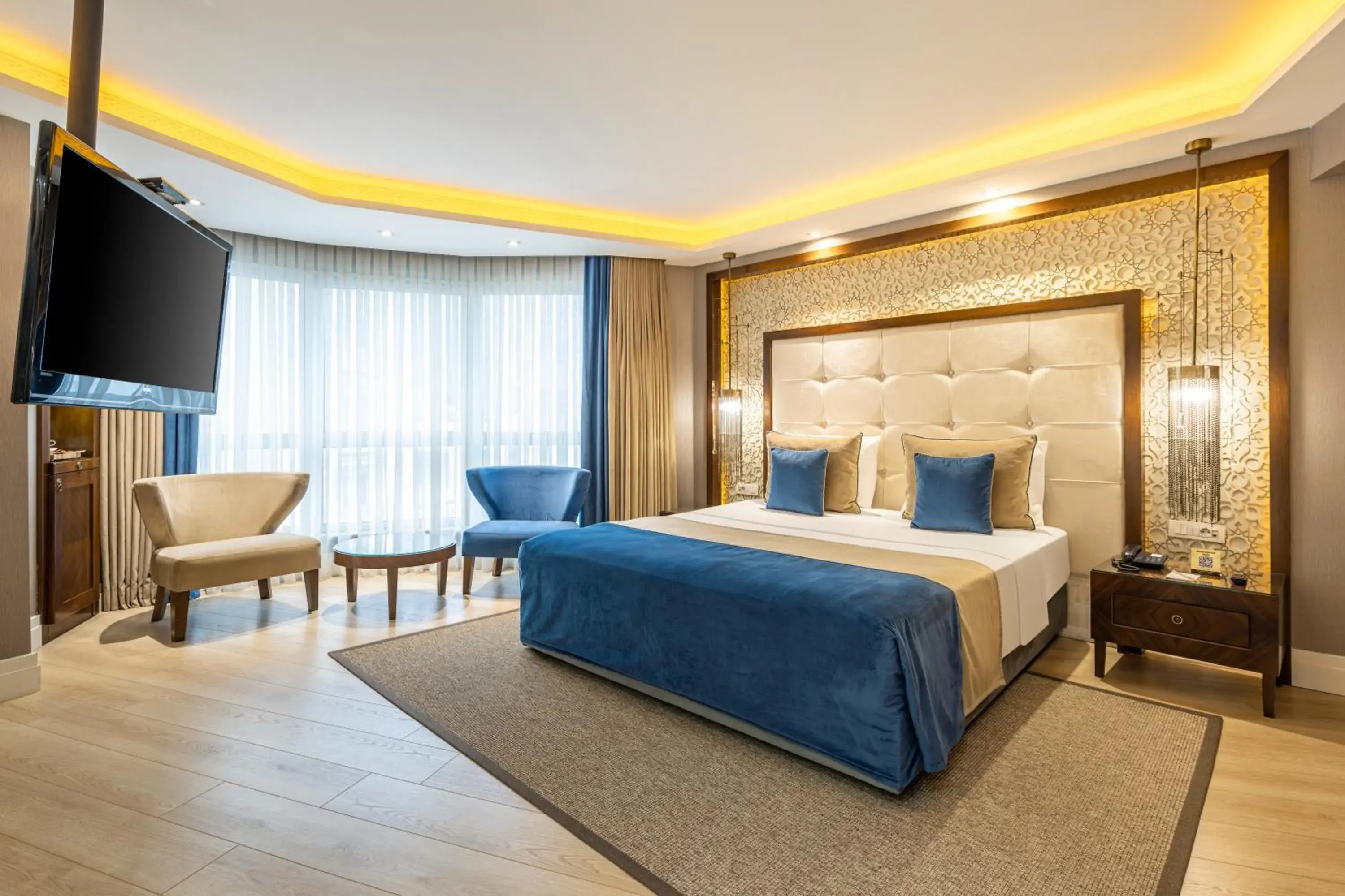 Corner Suite in Hotel Zurich Istanbul Old City Corner Suite in Hotel Zurich Istanbul Old City