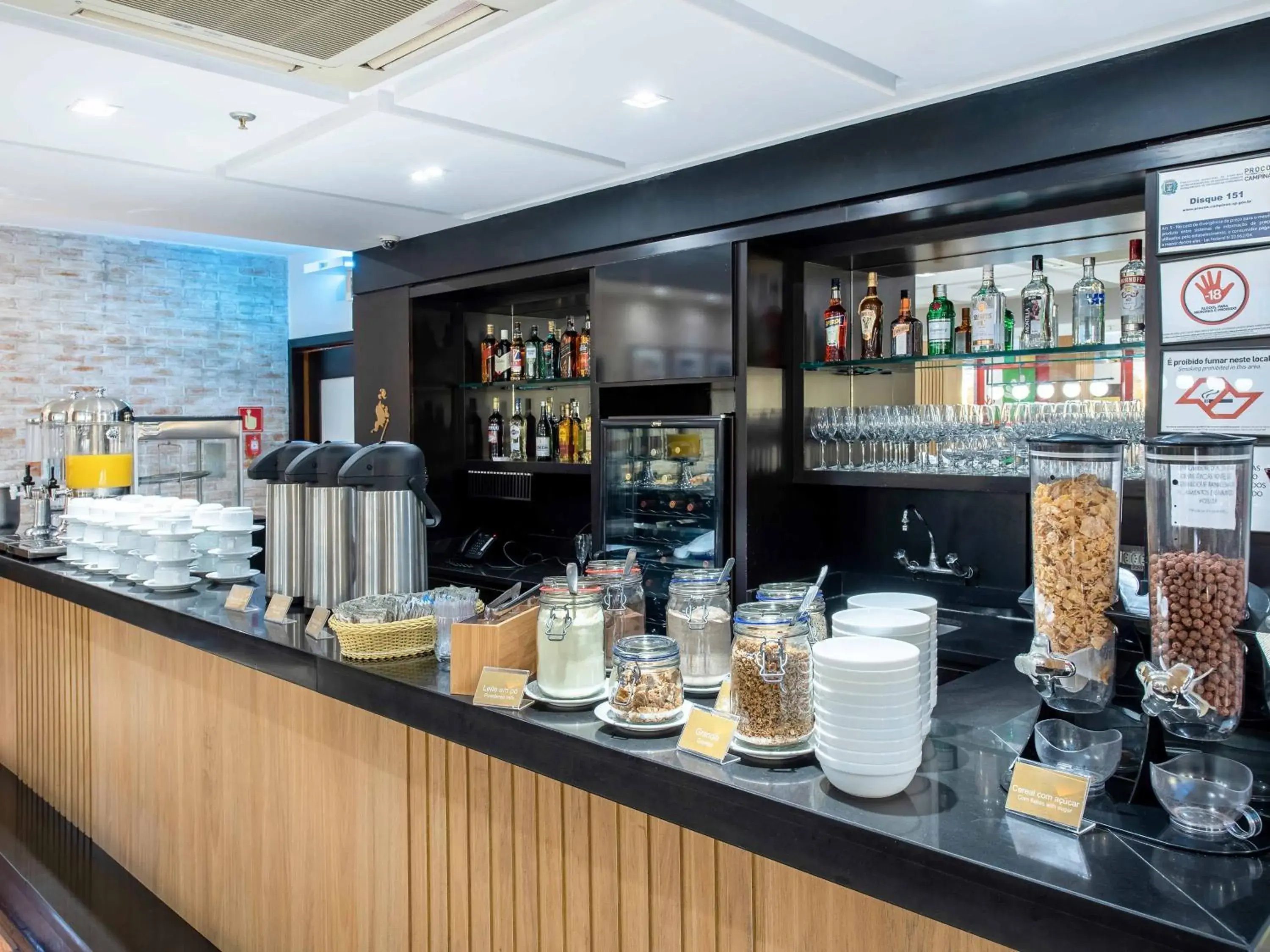 Restaurant/places to eat in Hotel Cassino Tower Campinas Cambuí By Nacional Inn Restaurant/places to eat in Hotel Cassino Tower Campinas Cambuí By Nacional Inn