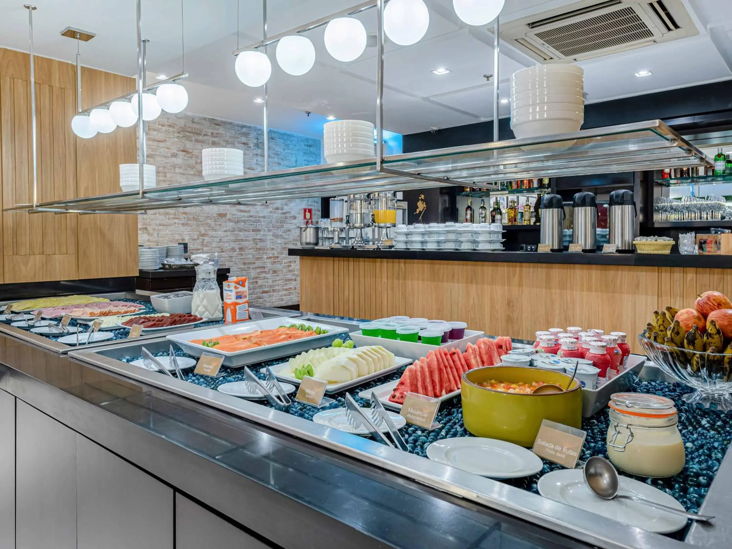 Restaurant/places to eat in Hotel Cassino Tower Campinas Cambuí By Nacional Inn Restaurant/places to eat in Hotel Cassino Tower Campinas Cambuí By Nacional Inn