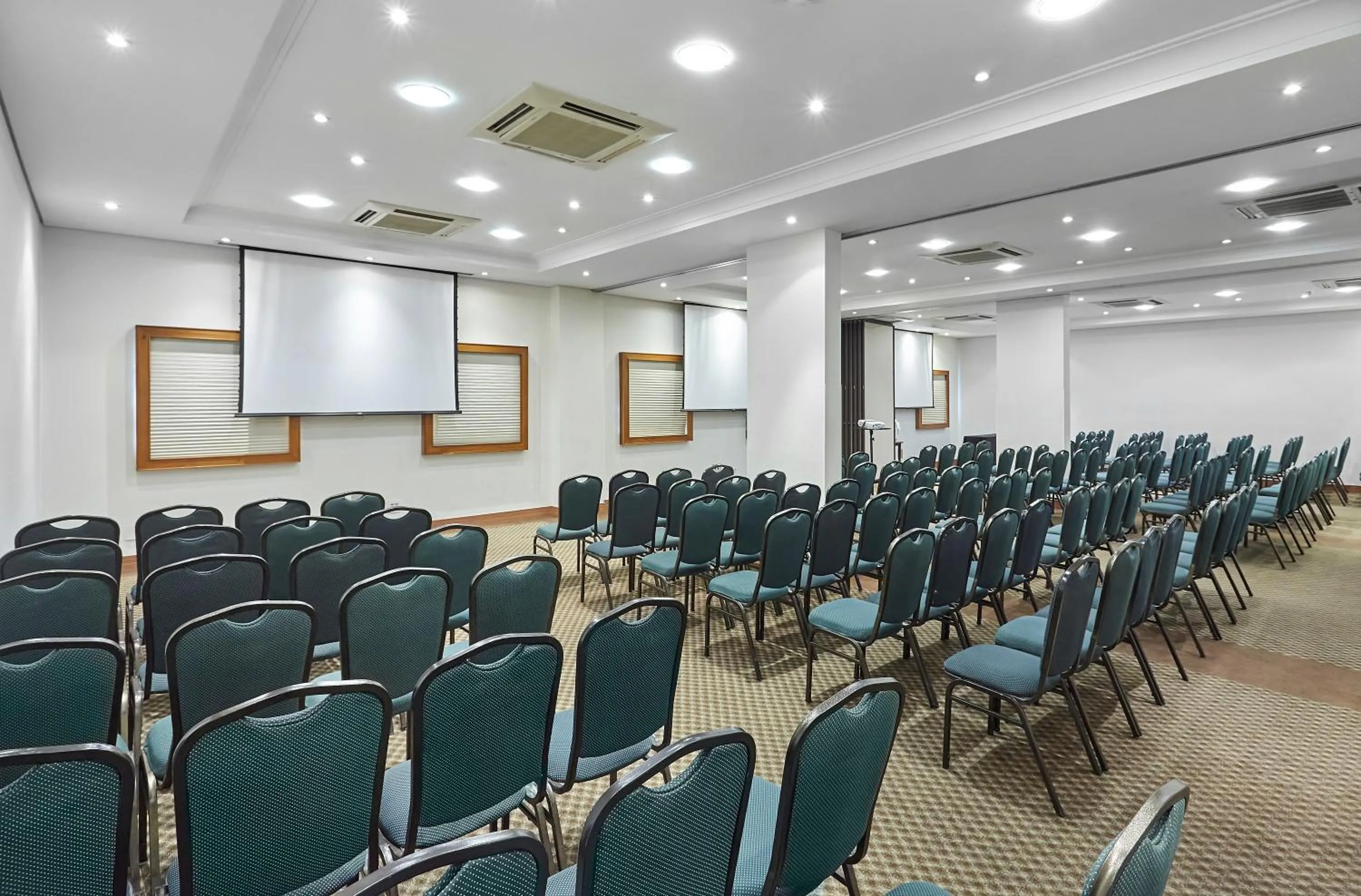 Hotel Cassino Tower Campinas Cambuí By Nacional Inn