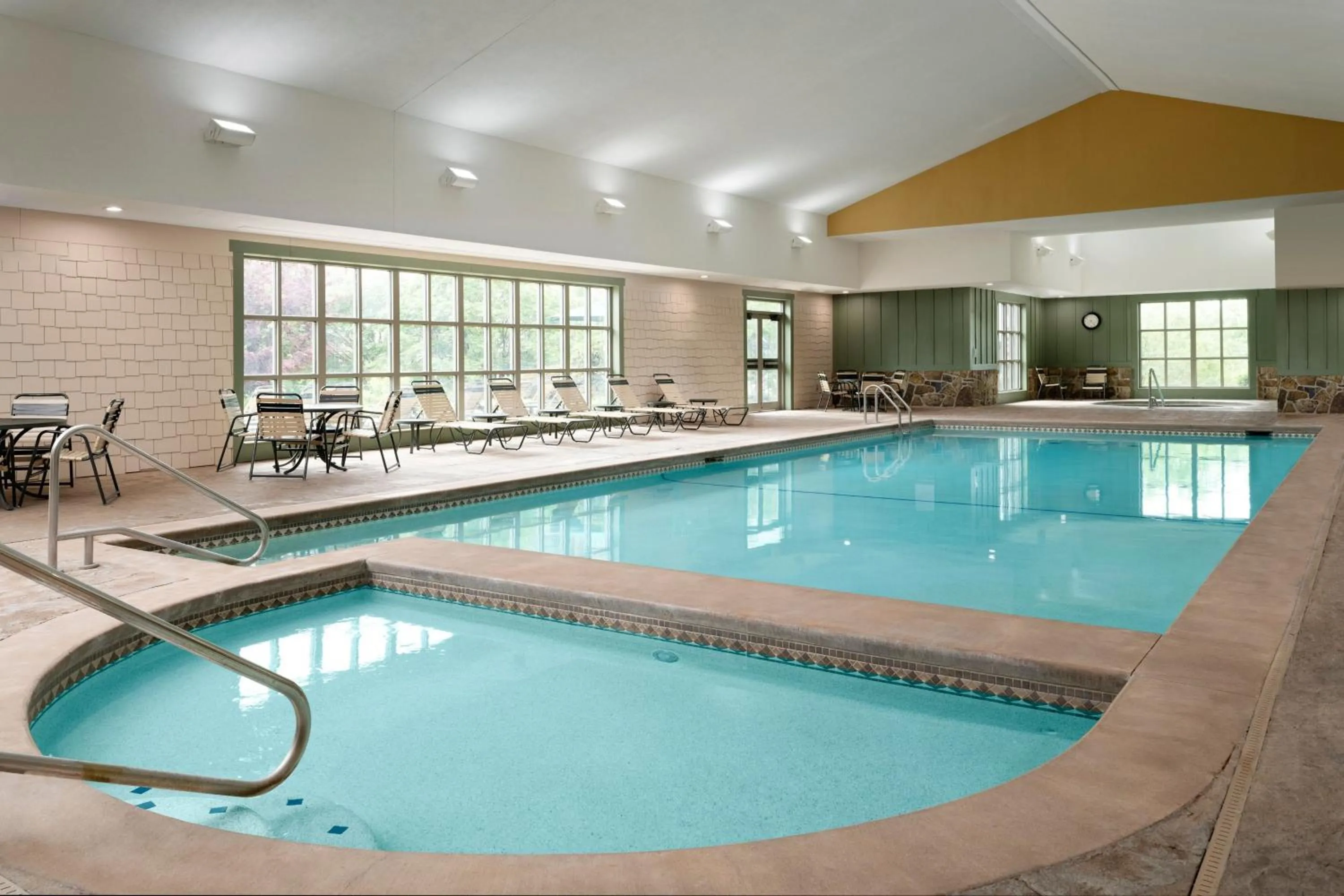 Swimming pool in Marriott's Willow Ridge Lodge