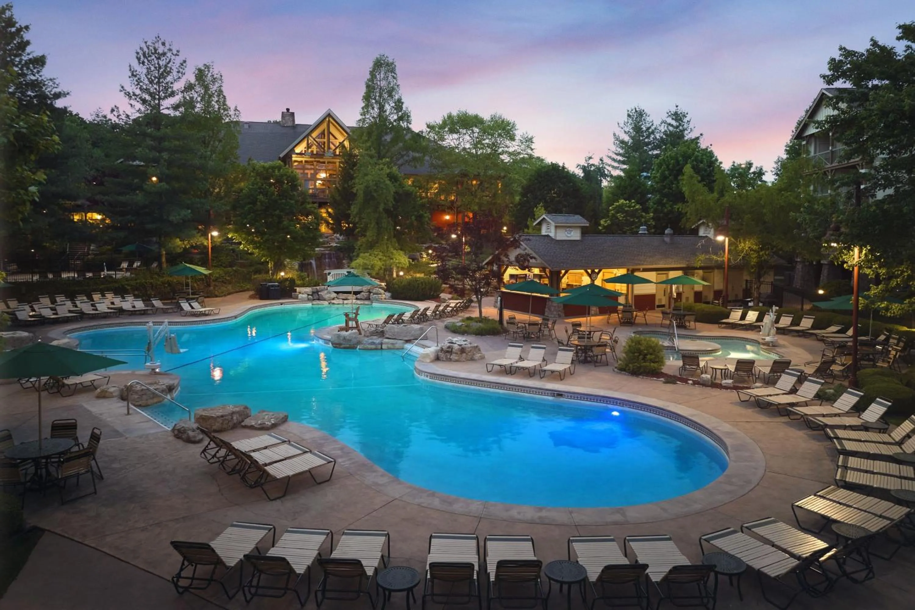 Swimming pool in Marriott's Willow Ridge Lodge