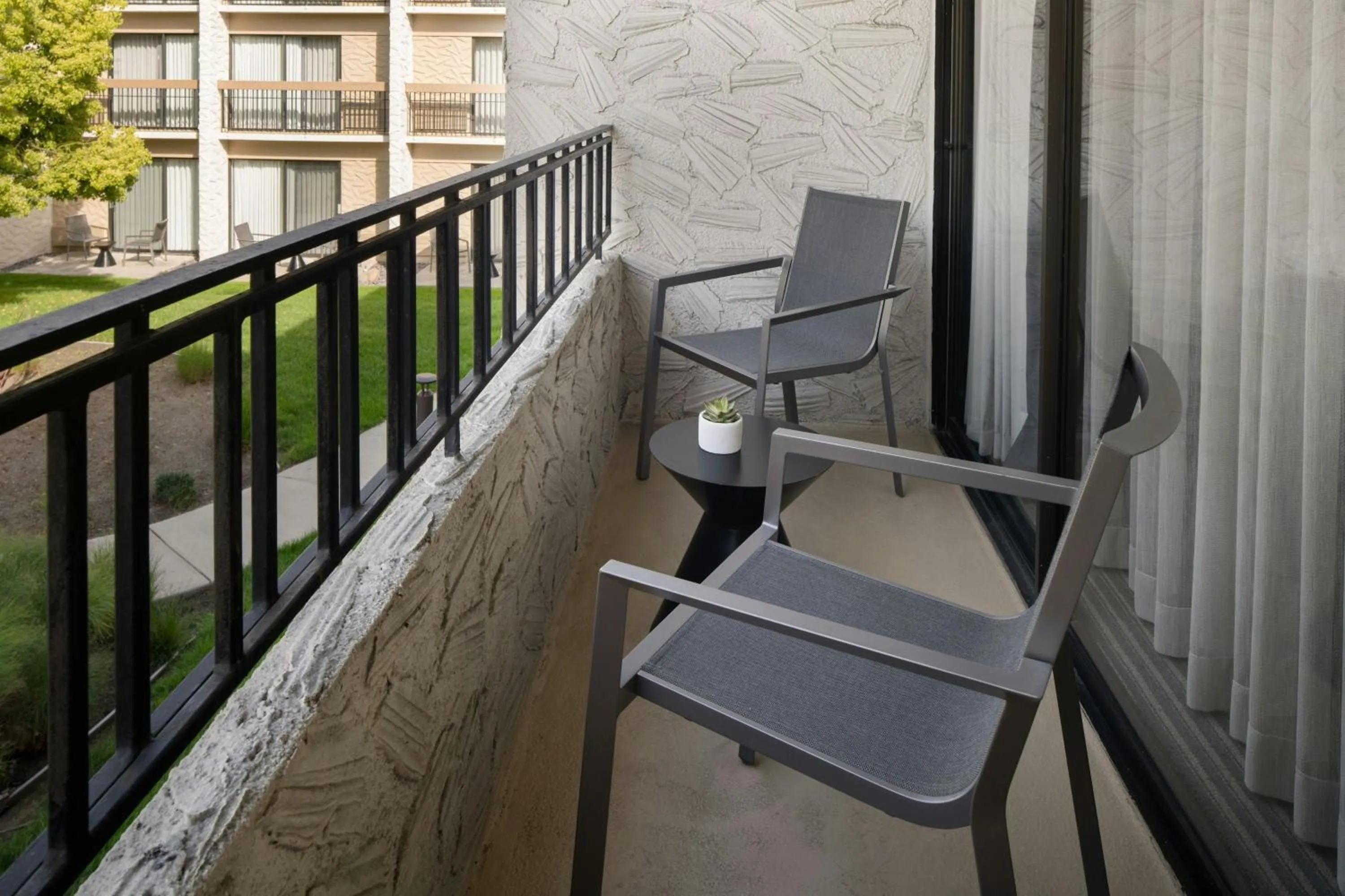 Photo of the whole room in Santa Clara Marriott