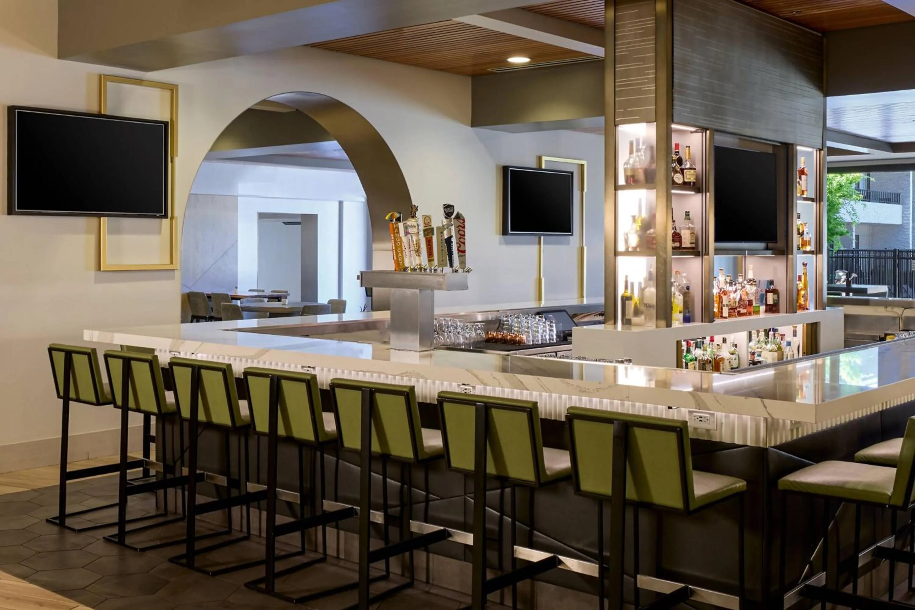 Lounge or bar in Santa Clara Marriott