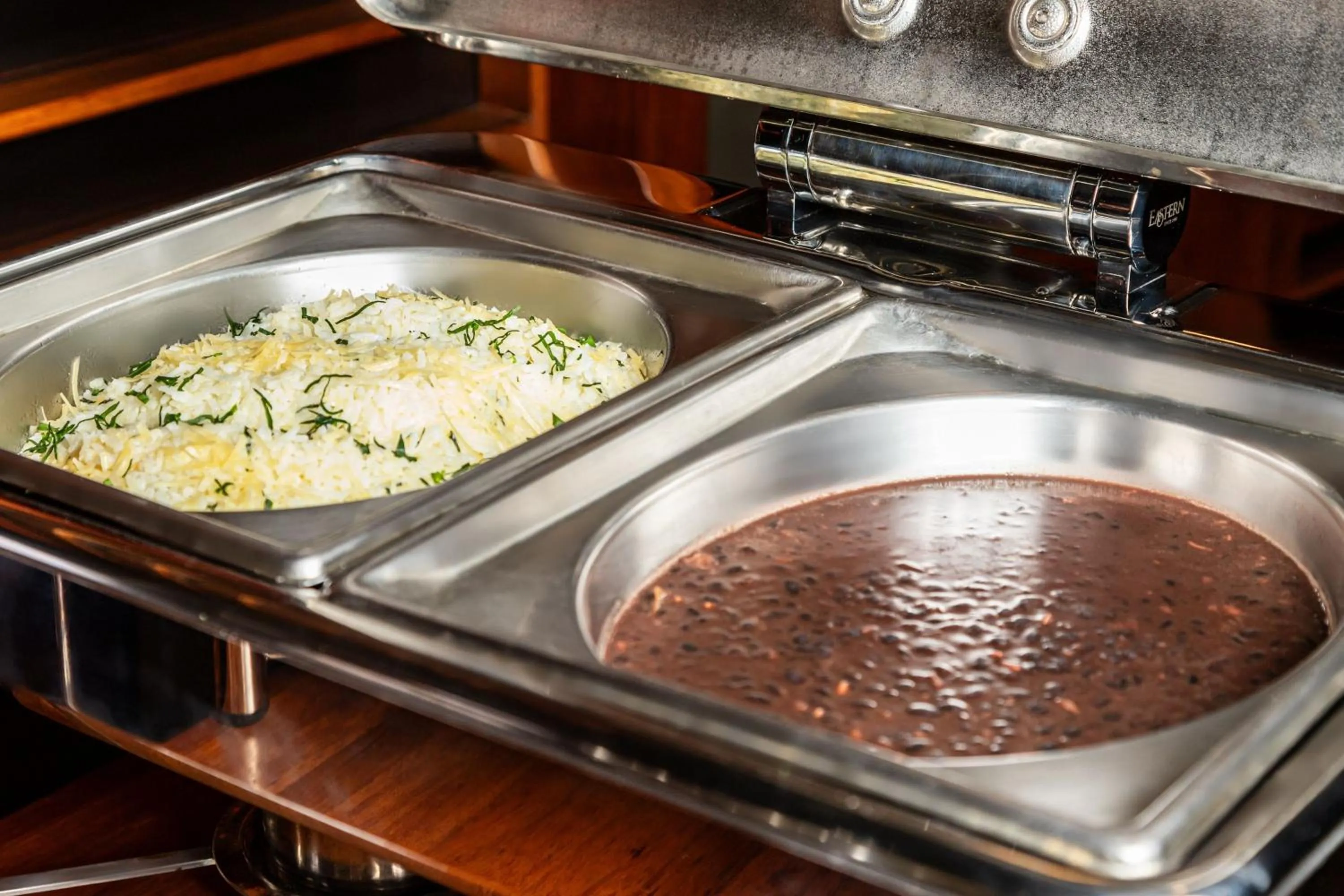 Restaurant/places to eat in Sheraton Guayaquil