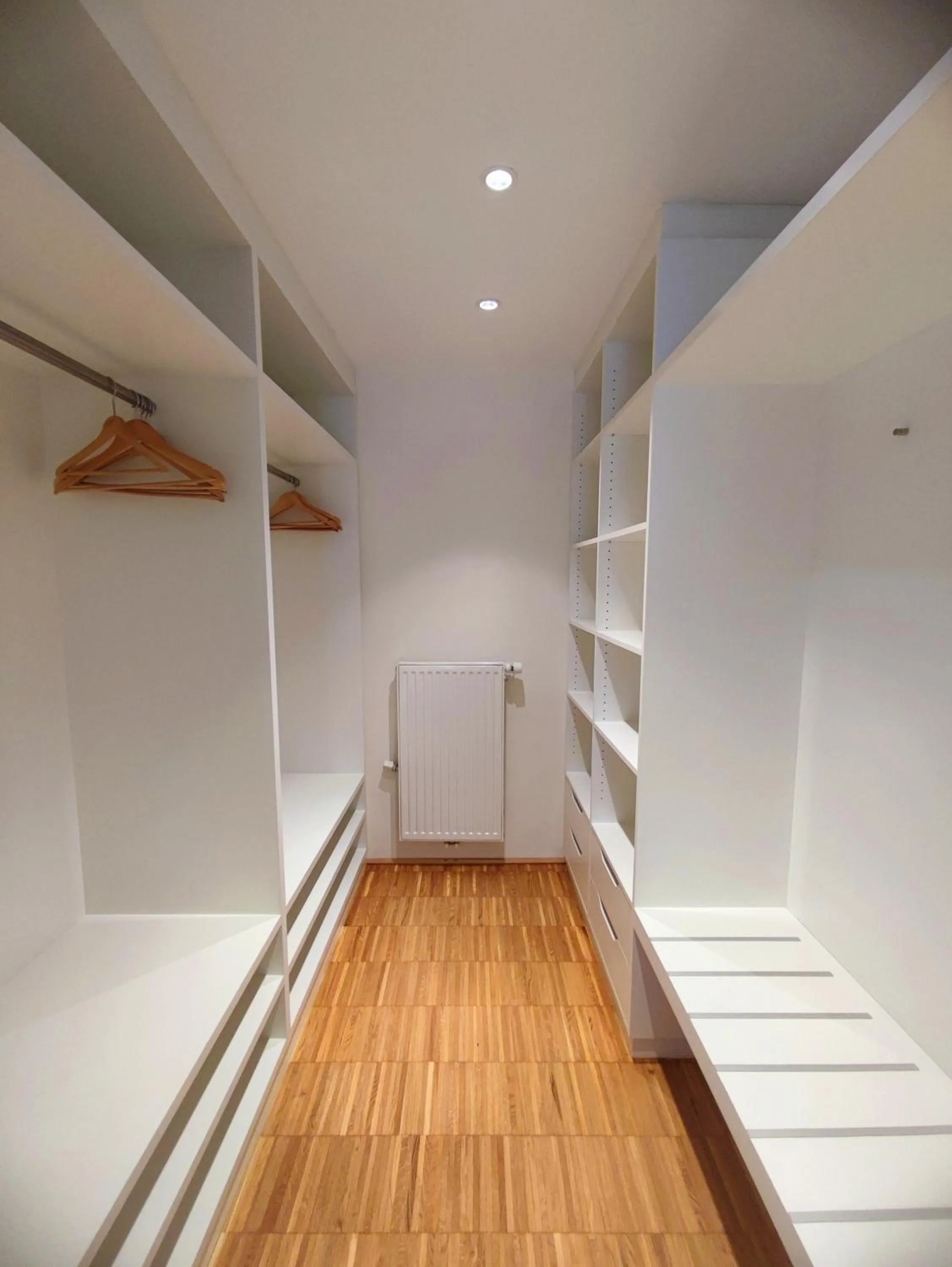 wardrobe in Hotel Am Domplatz - Adult Only