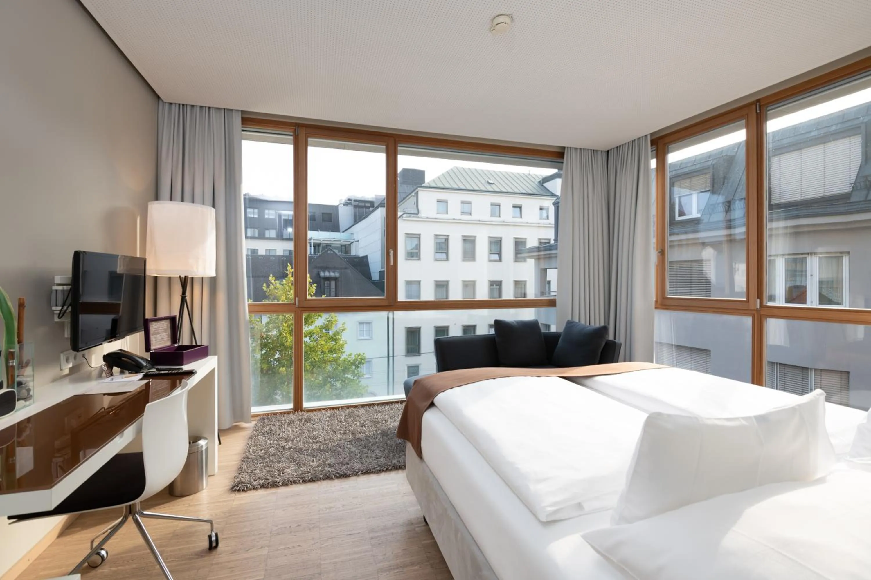 Photo of the whole room, Bed in Hotel Am Domplatz - Adult Only