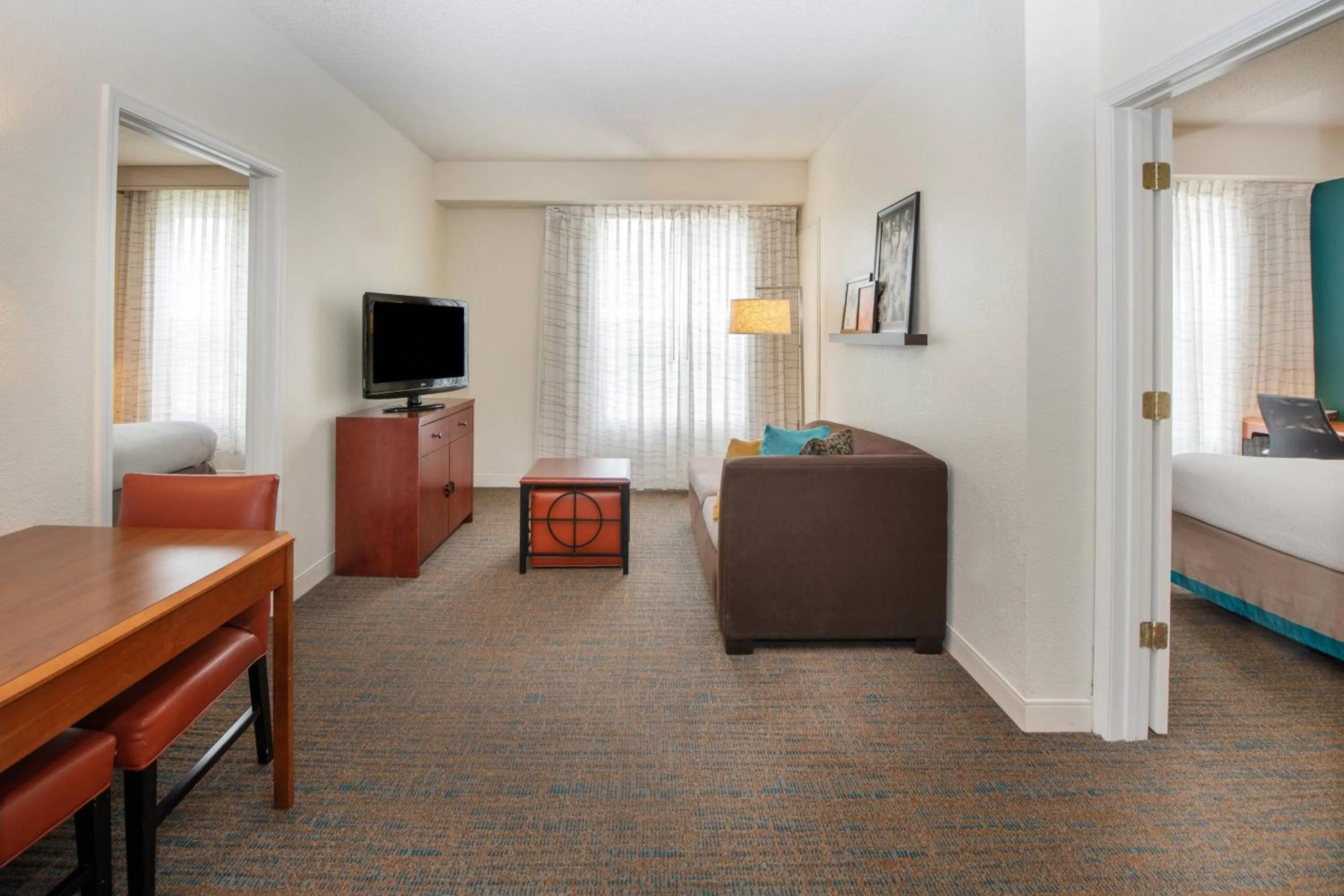 Living room, Bed in Residence Inn by Marriott Newark Silicon Valley