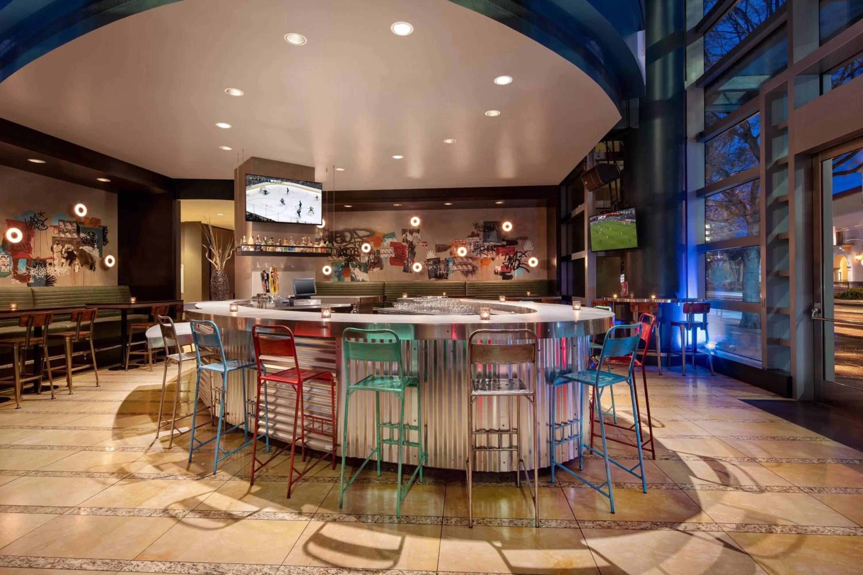 Restaurant/places to eat in San Jose Marriott