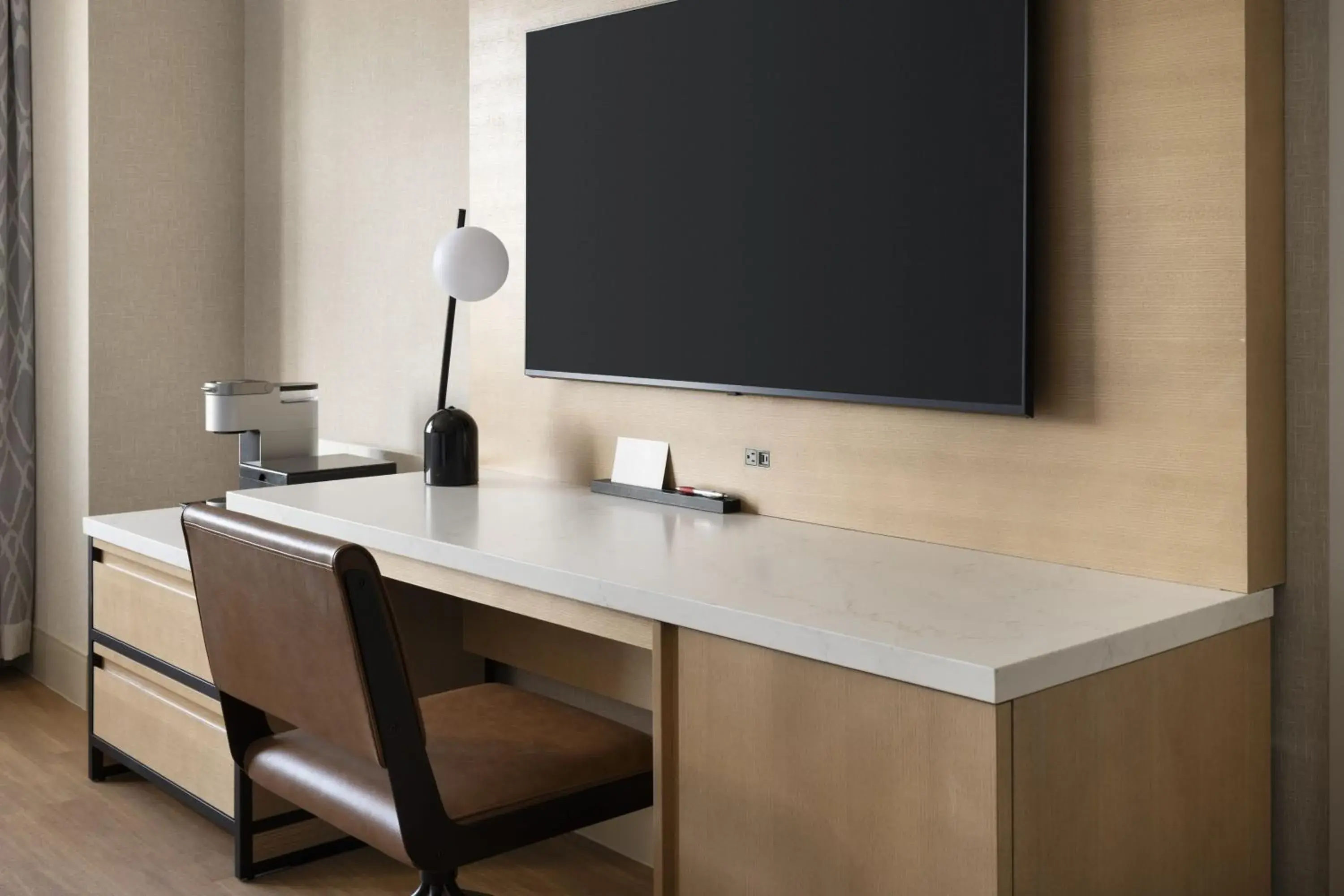 Guest room, 1 King Bed in San Jose Marriott Guest room, 1 King Bed in San Jose Marriott