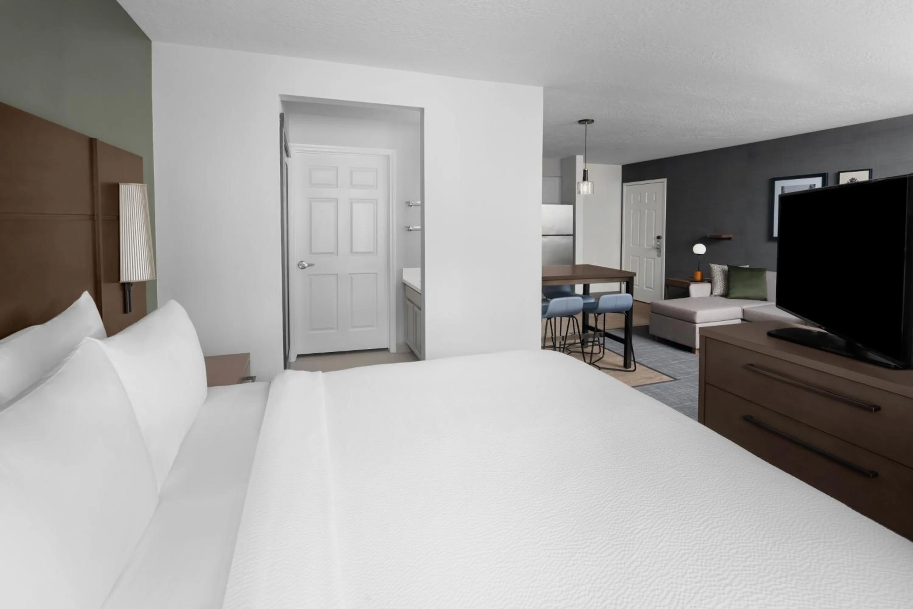 Living room, Bed in Residence Inn Salt Lake City Cottonwood