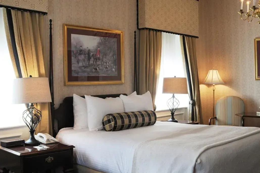 Double Room in Molly Pitcher Inn Double Room in Molly Pitcher Inn