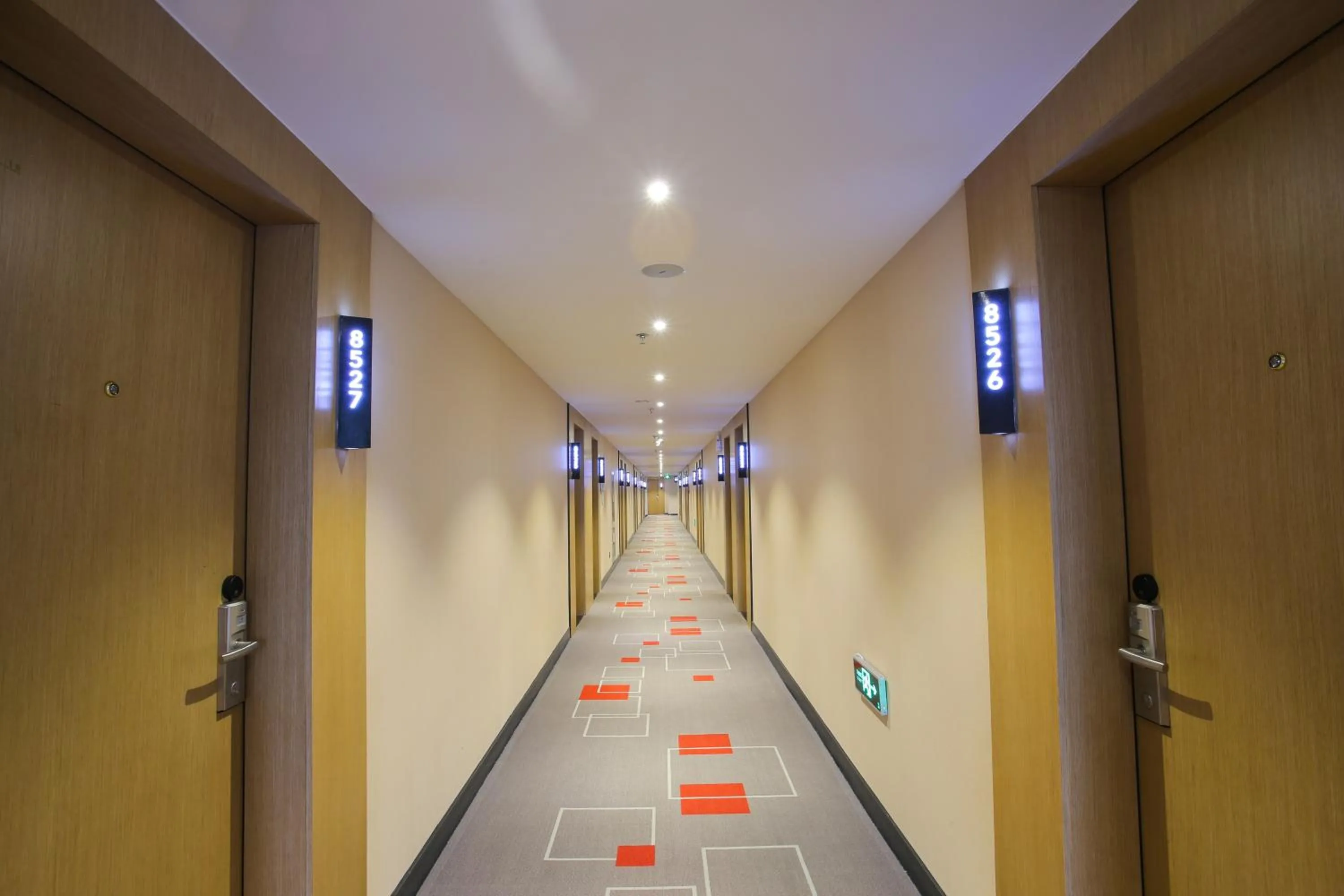 Thank Inn Plus Hotel Shandong Qingdao Development Zone Xiangjiang Road Changjiang Shopping Mall