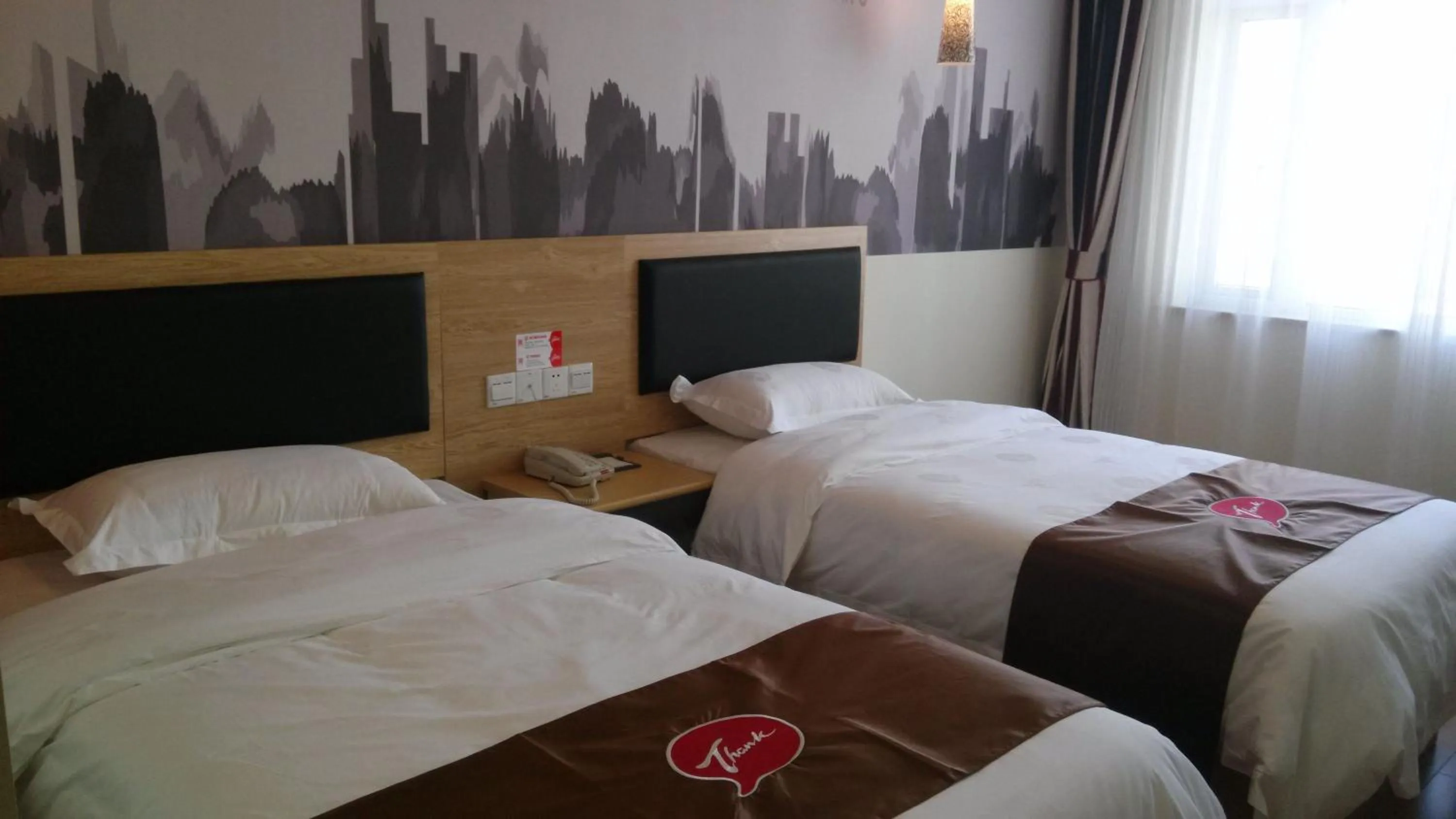 Bed in Thank Inn Chain Hotel Jiangxi Fuzhou Linchuan District Laowuhuang Palace Bus Station