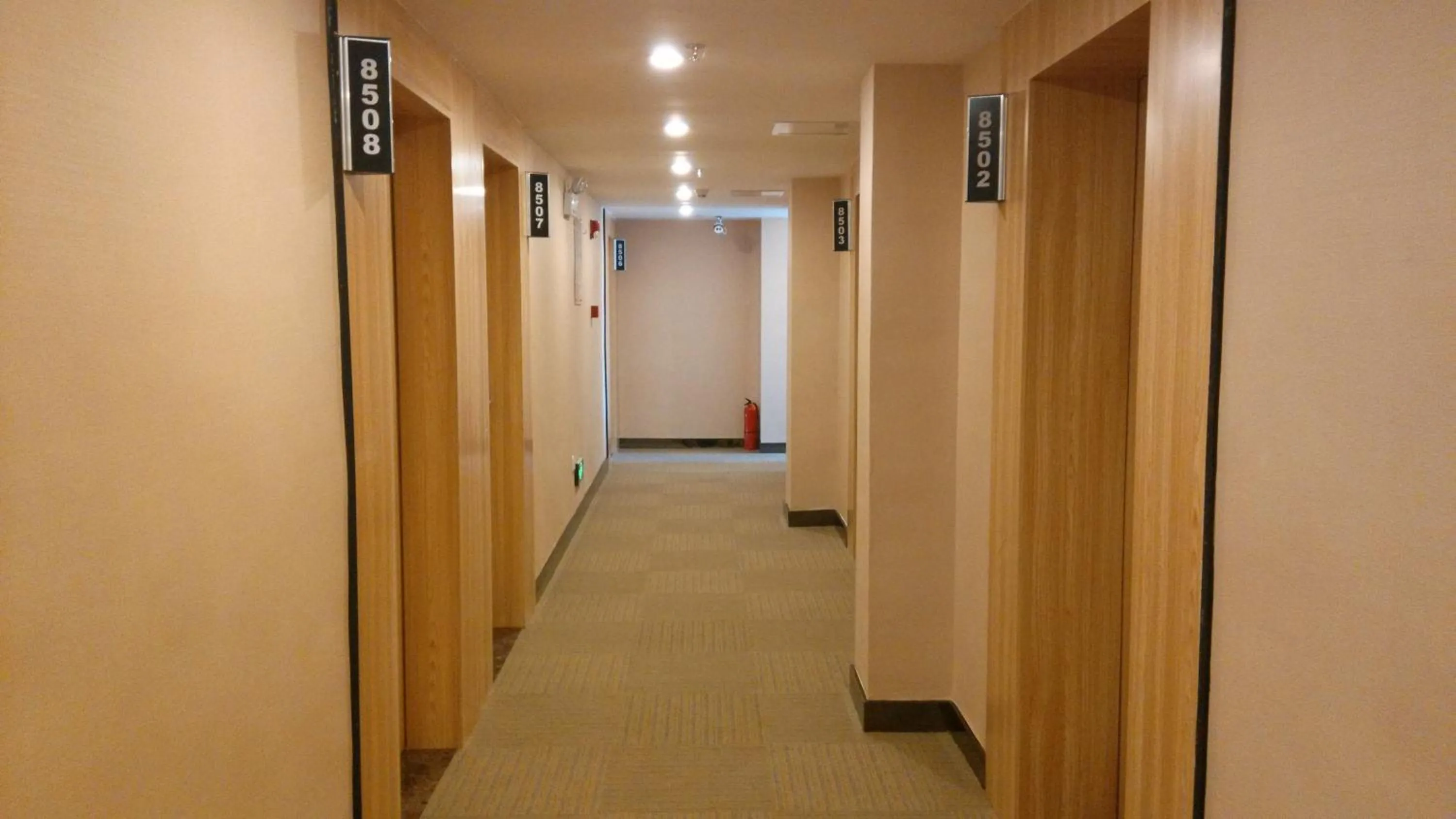 Thank Inn Chain Hotel Jiangxi Fuzhou Linchuan District Laowuhuang Palace Bus Station