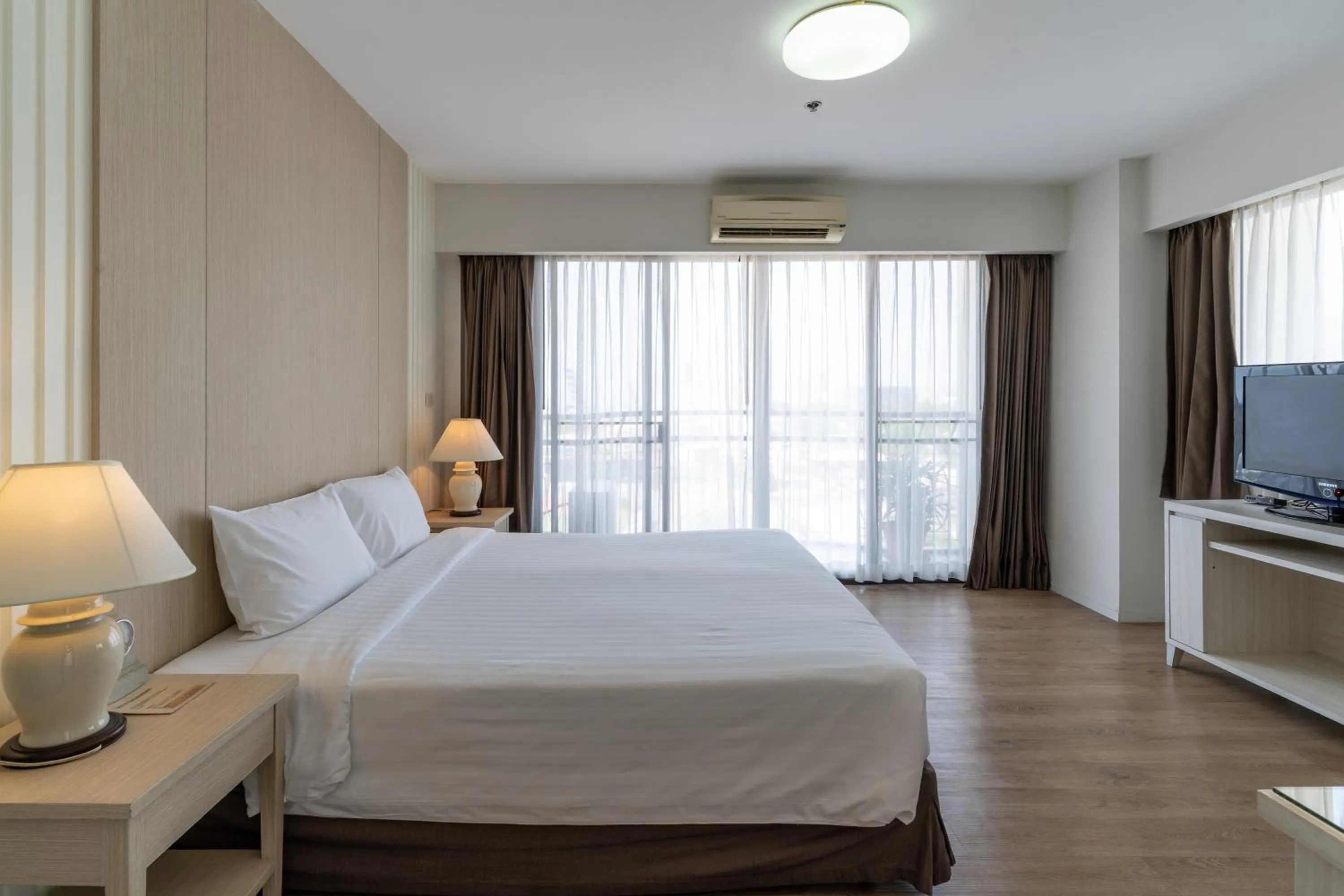 Bed in Kantary Bay Hotel And Serviced Apartments Sriracha