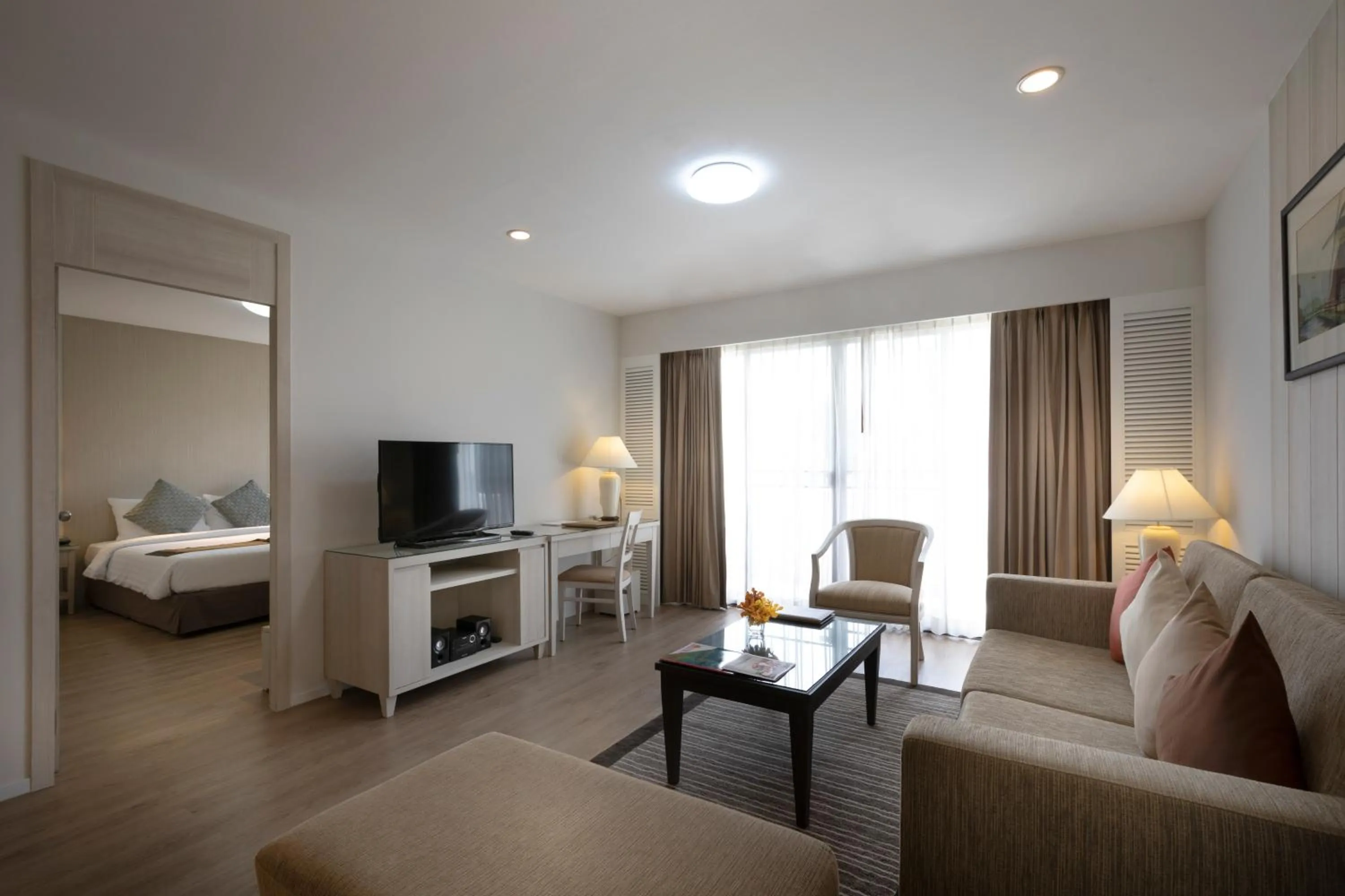 Living room, Bed in Kantary Bay Hotel And Serviced Apartments Sriracha