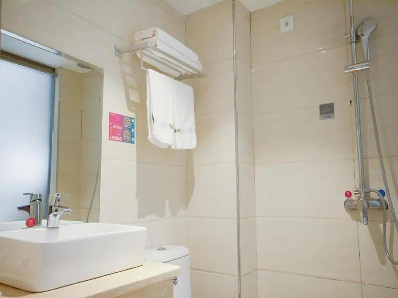 Thank Inn Chain Hotel Hunan Huaihua Hecheng District South High Speed Rail Station