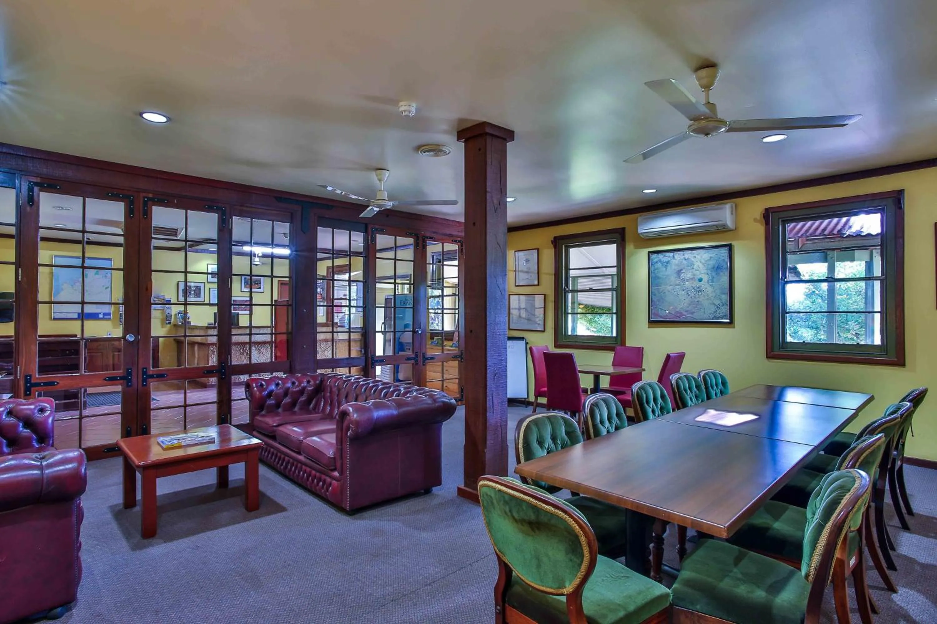 Business facilities in Kimberley Hotel