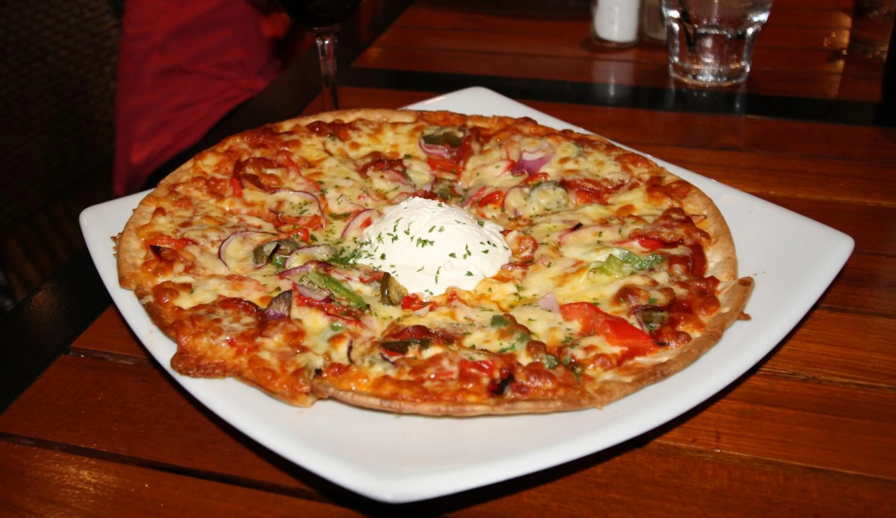 Restaurant/places to eat in Kimberley Hotel