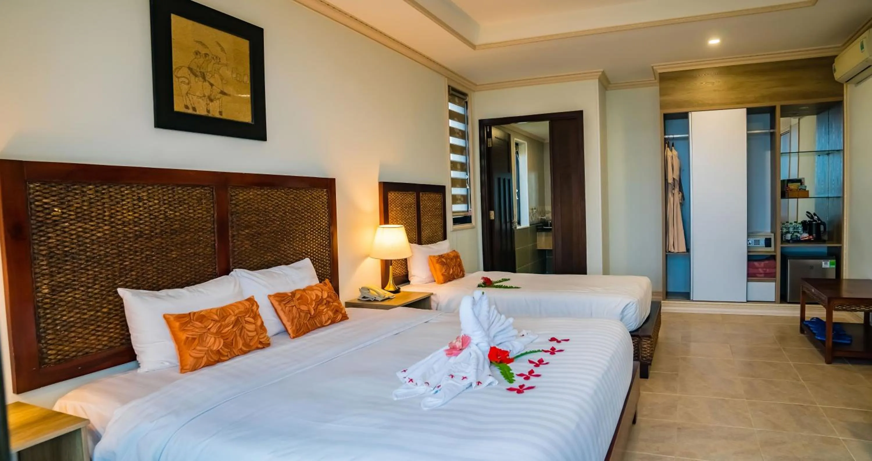 Bed in Lotus Muine Resort & Spa