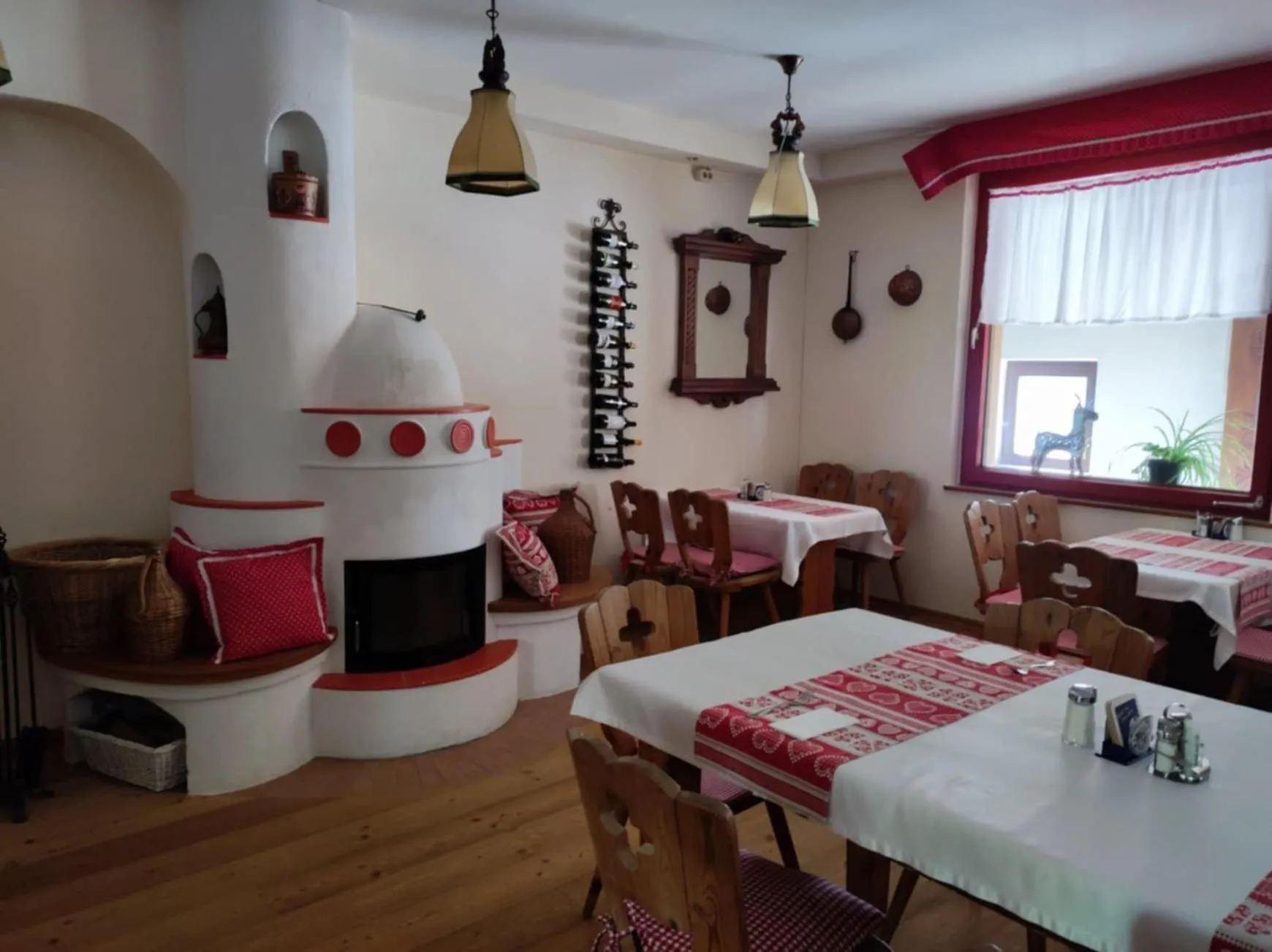 Restaurant/places to eat in Hotel Aquamarin