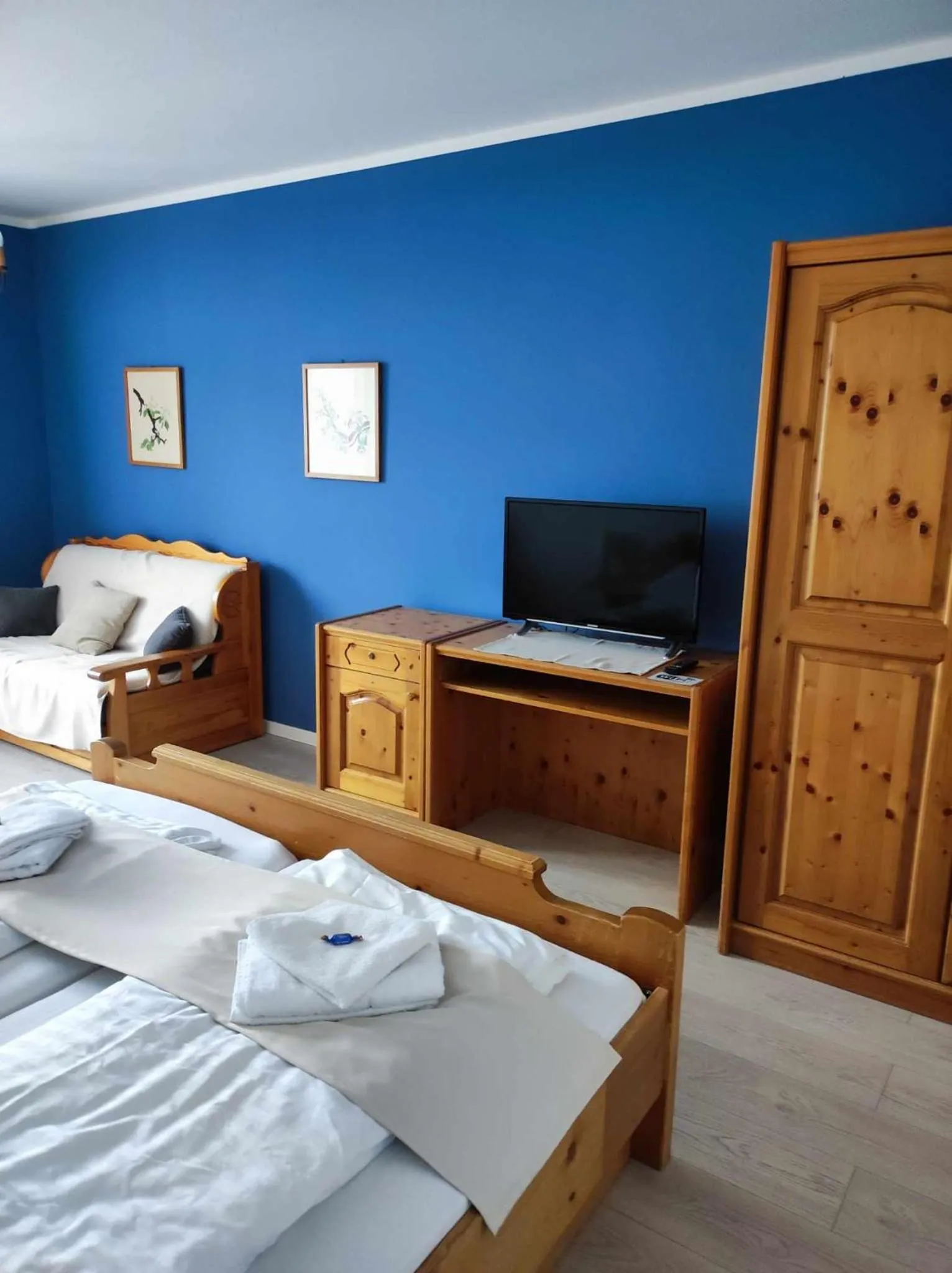 Photo of the whole room, Bed in Hotel Aquamarin