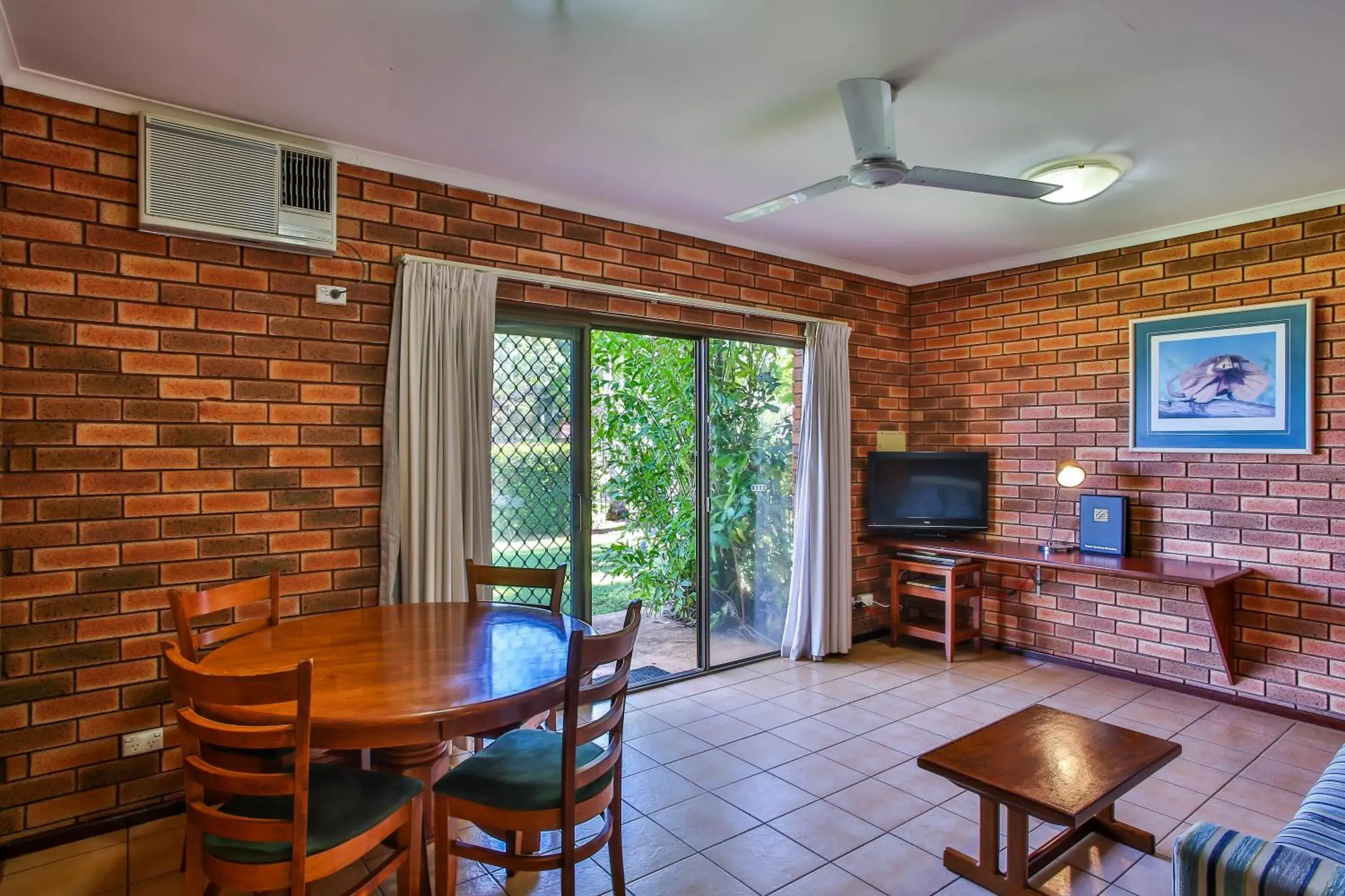 Living room in Bayside Holiday Apartments Living room in Bayside Holiday Apartments
