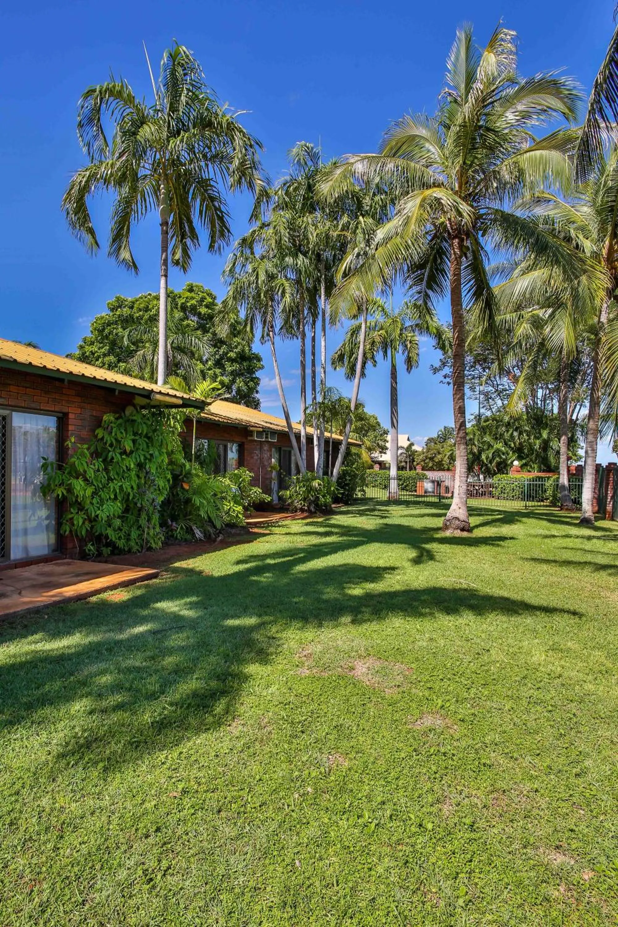 Garden in Bayside Holiday Apartments