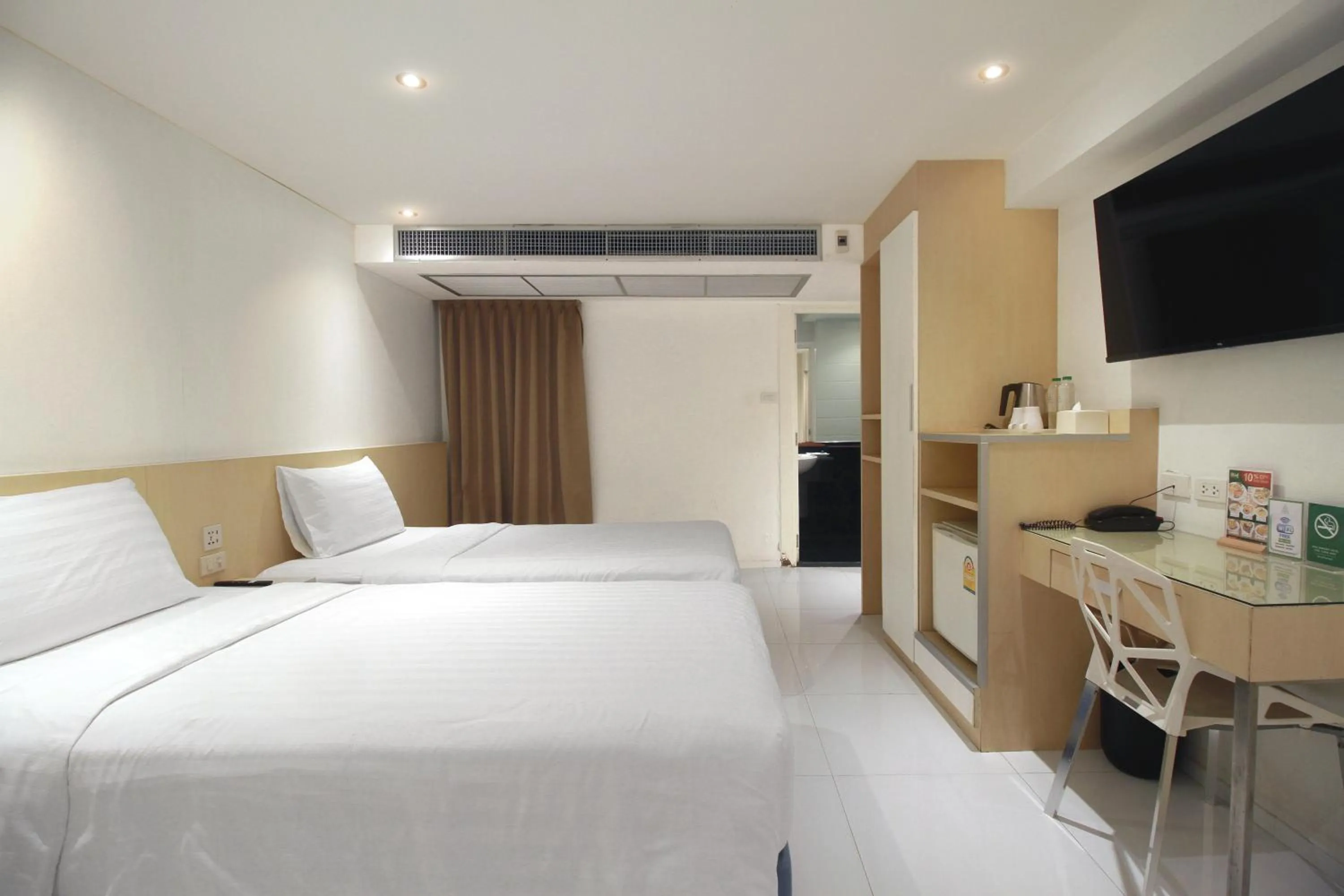 Bed in Ten Stars Hotel