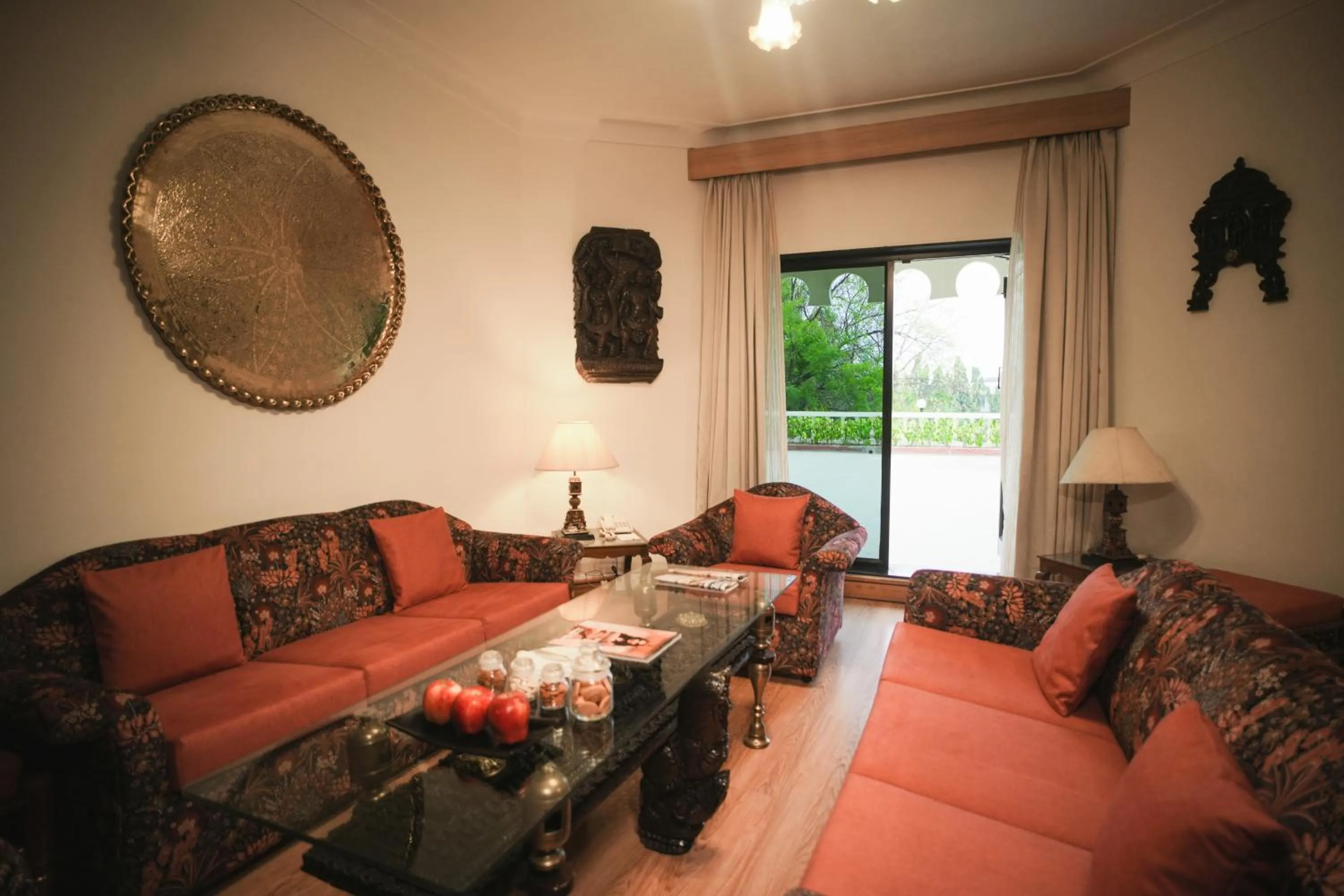 Living room in Ambassador Ajanta Hotel, Aurangabad