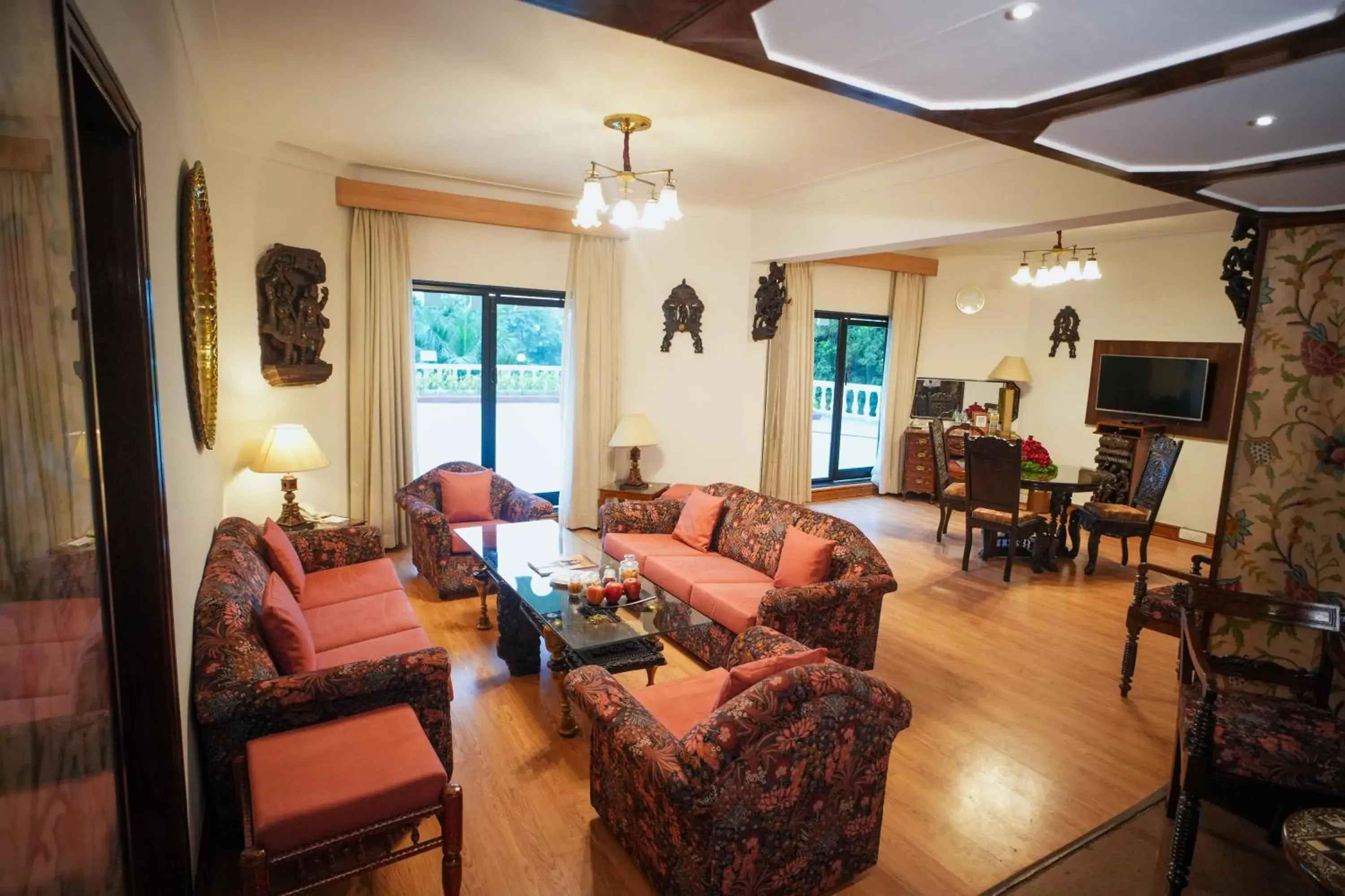 Living room in Ambassador Ajanta Hotel, Aurangabad Living room in Ambassador Ajanta Hotel, Aurangabad