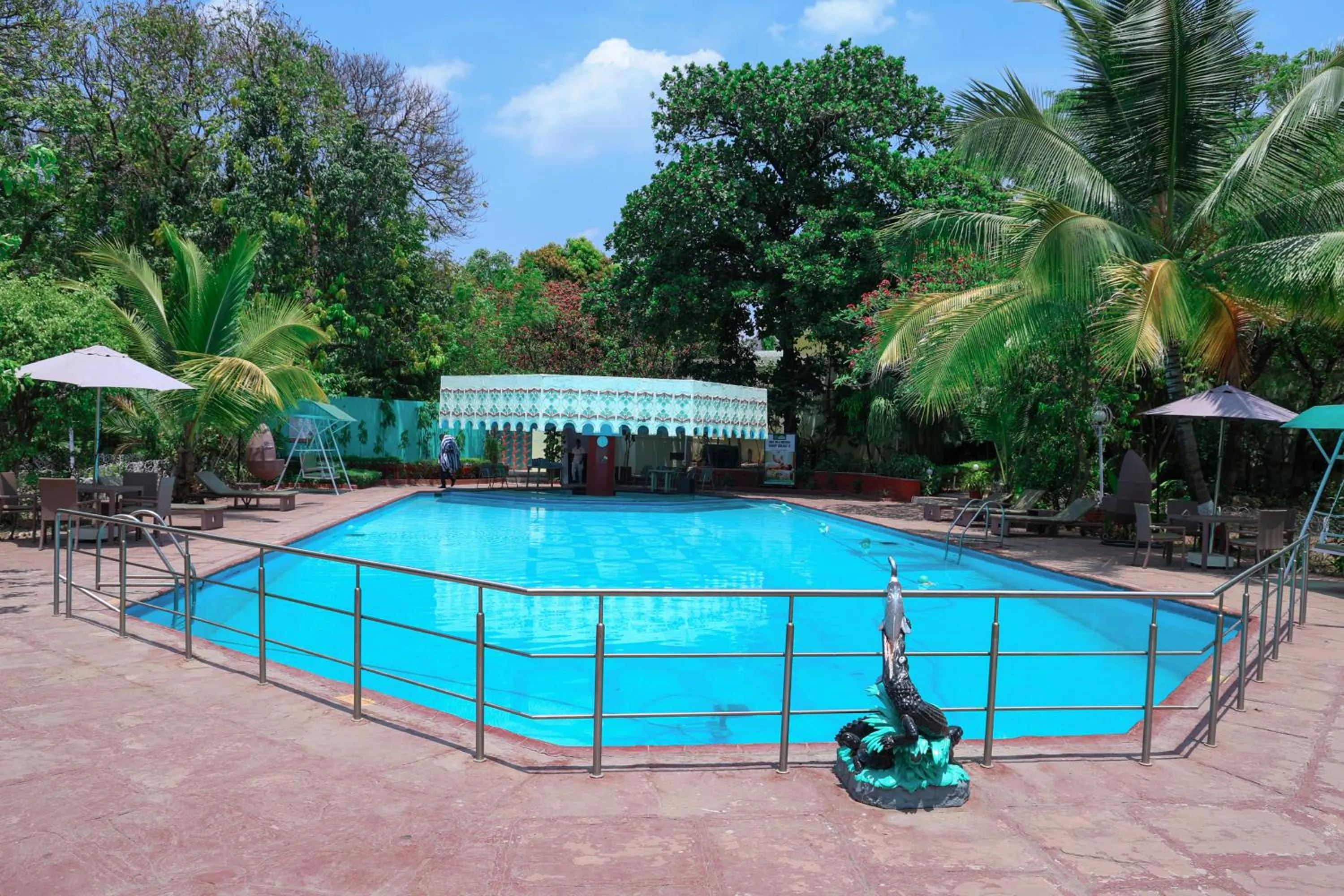 Swimming pool in Ambassador Ajanta Hotel, Aurangabad