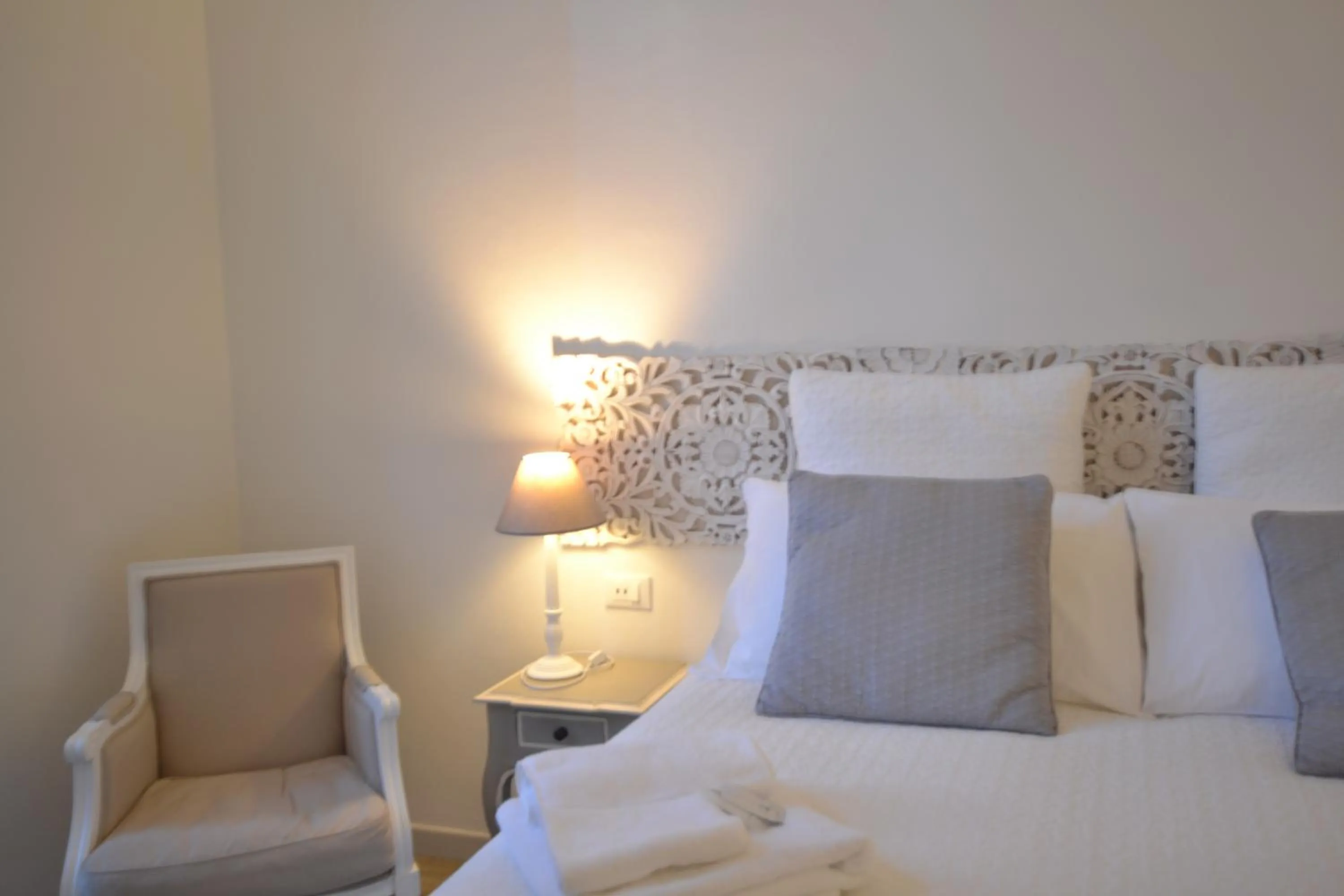 Decorative detail, Bed in Affittacamere Casa Dane'