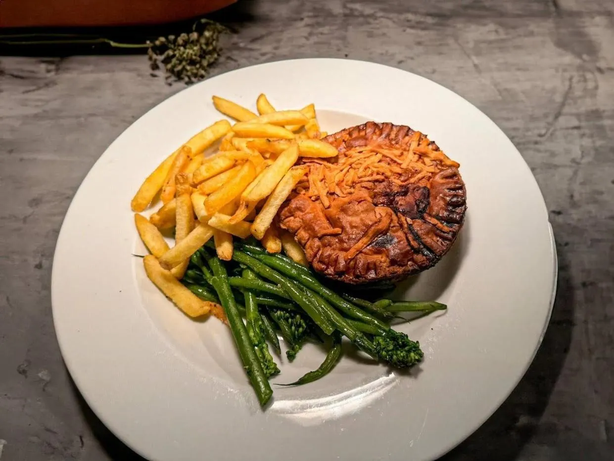 Food and drinks in Rose and Crown B&B