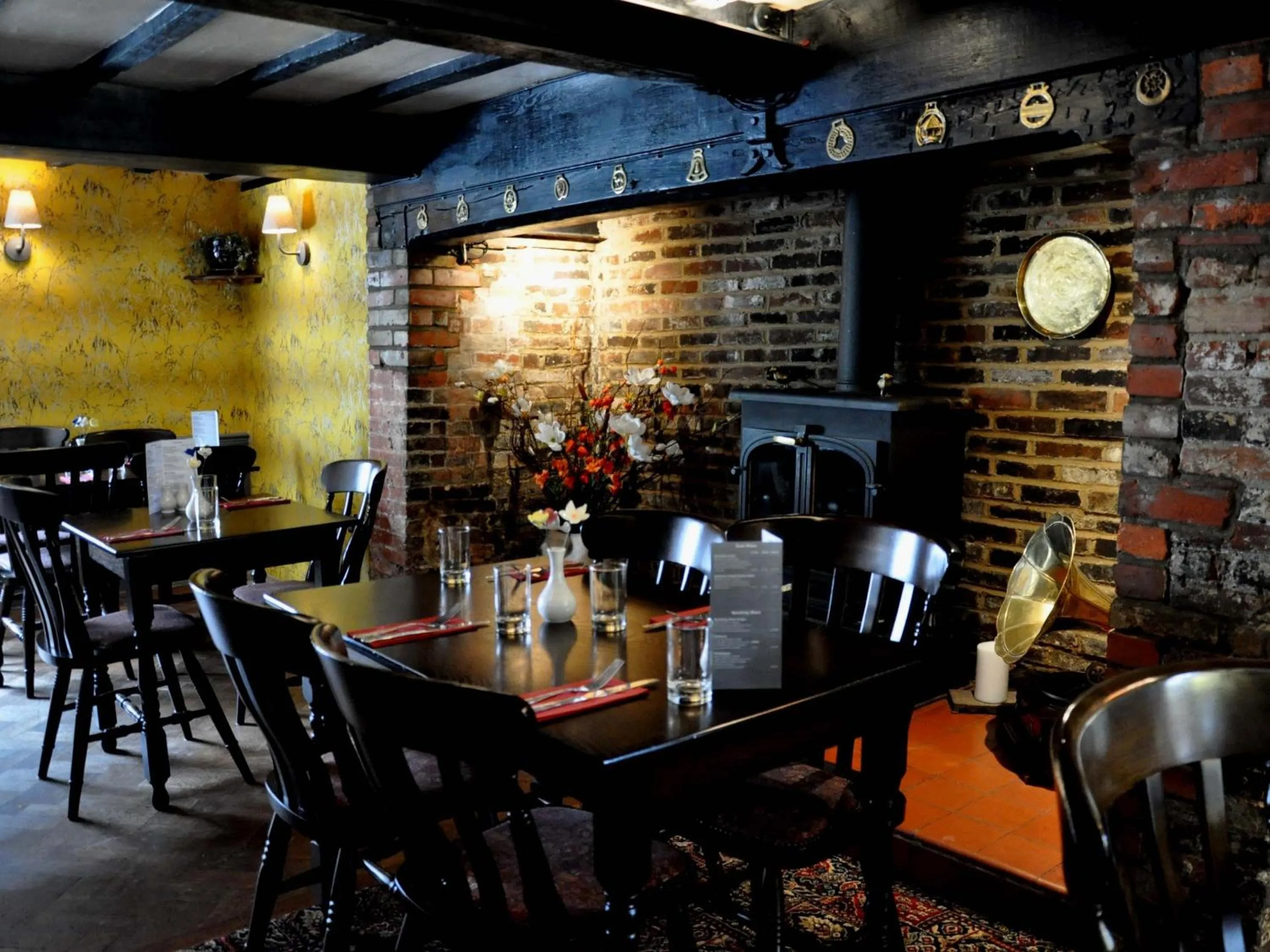 Dining area in Rose and Crown B&B