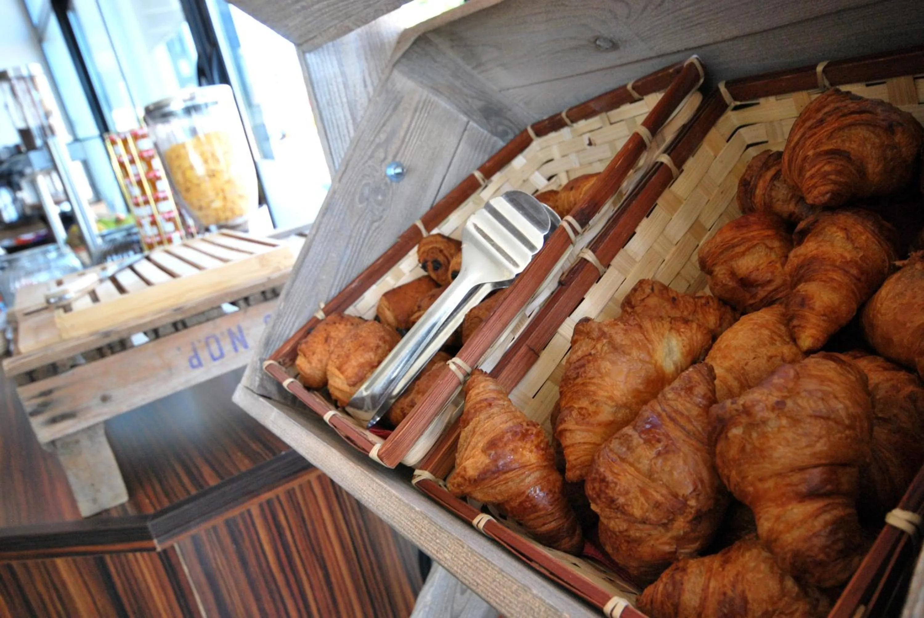 Food in Hotel De Loire et Restaurant Les Bateliers